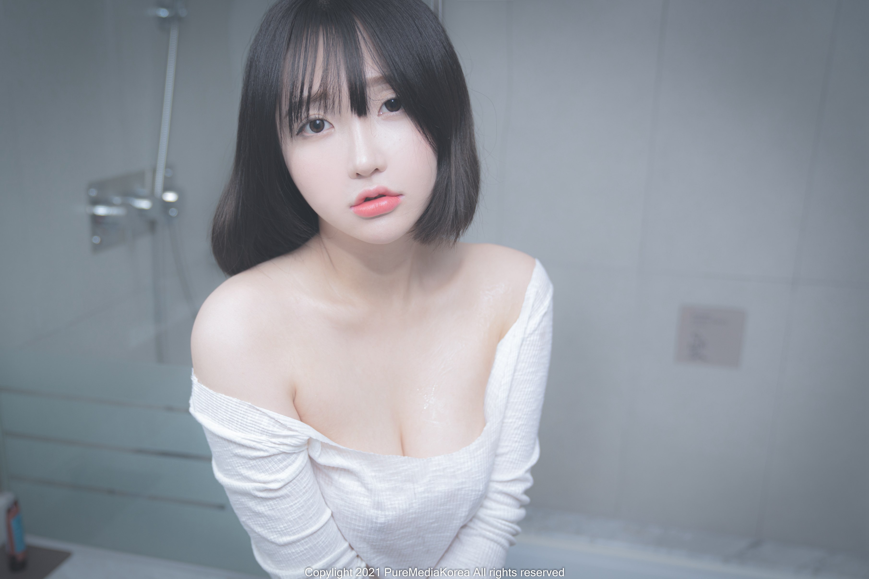 Pure Media Vol.070 Son Ye-Eun (손예은)  72P 2