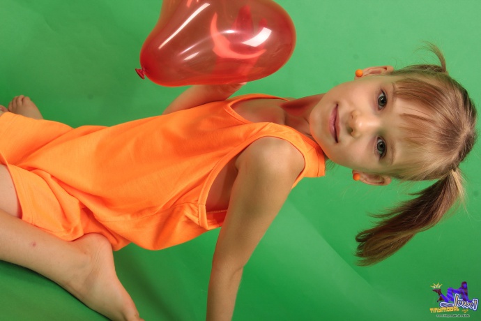 [Image: 2728f1ff2e8351e6785f2.jpg]