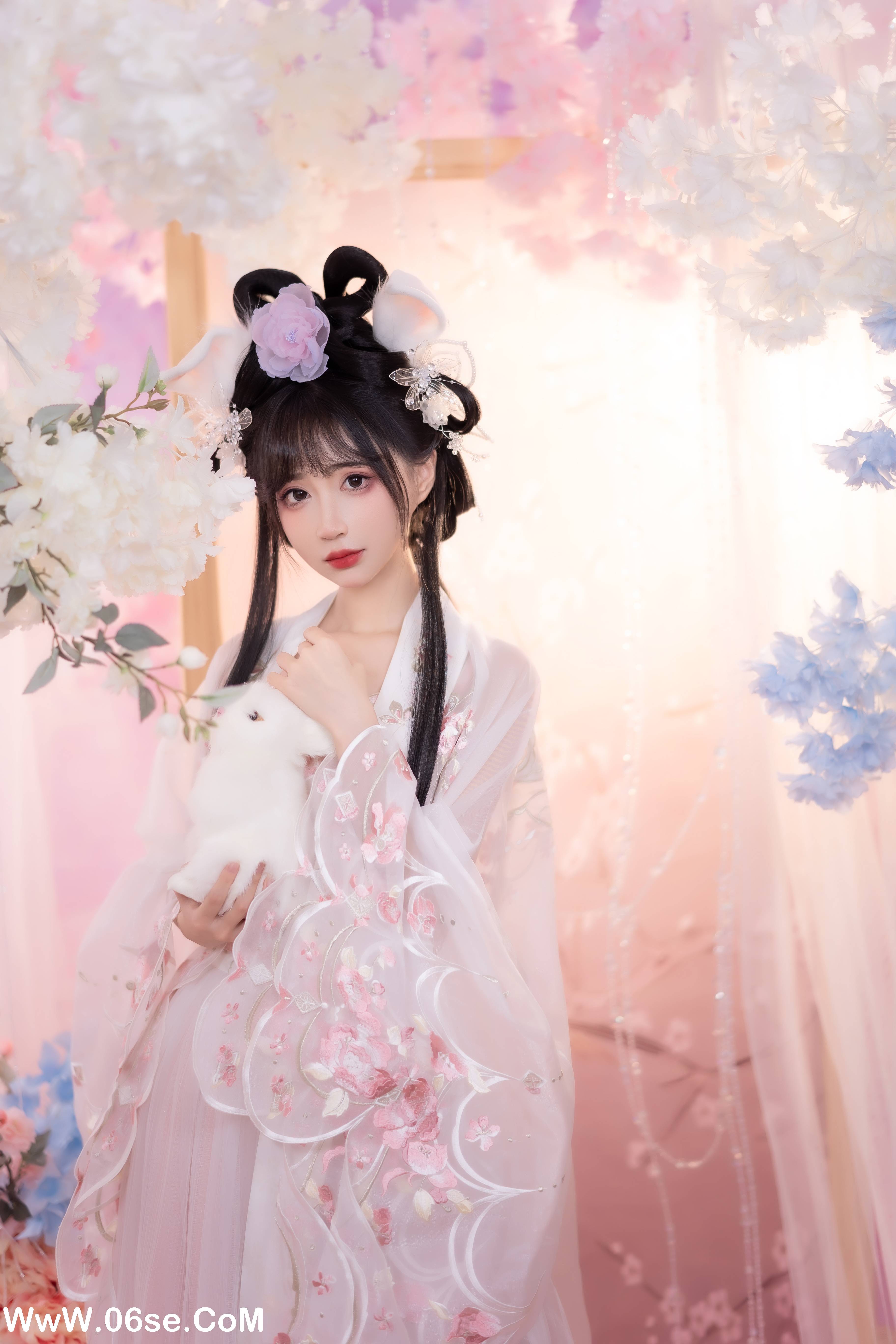 图片[20]-[YITUYU艺图语]2022.11.29 牡丹兔子 -绮罗生的小苏苏-[27+1P／154MB]-六色网