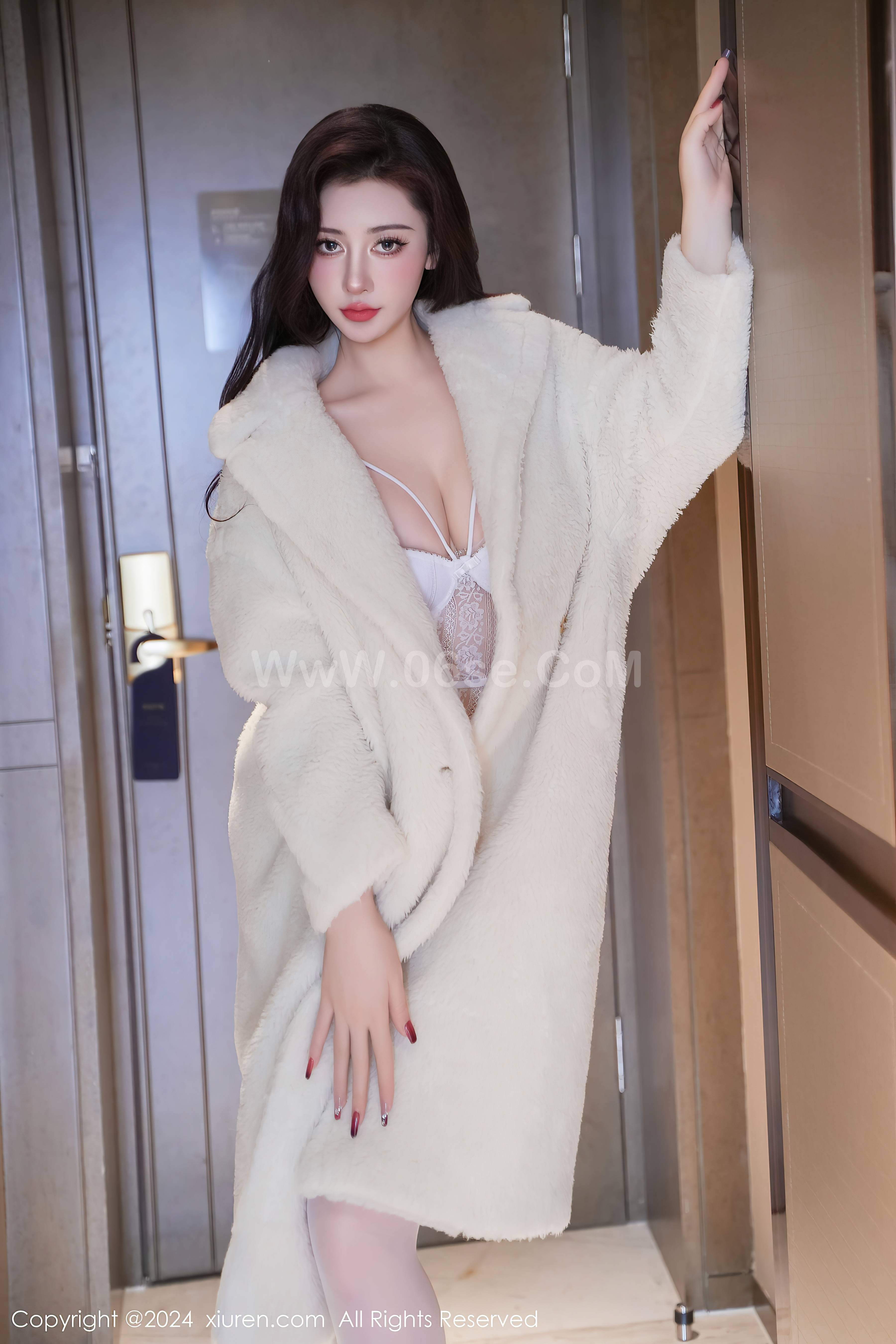 图片[26]-[Xiuren秀人网]2024.01.18 NO.7978 蕾蕾醒了没[75+1P／654MB]-六色网