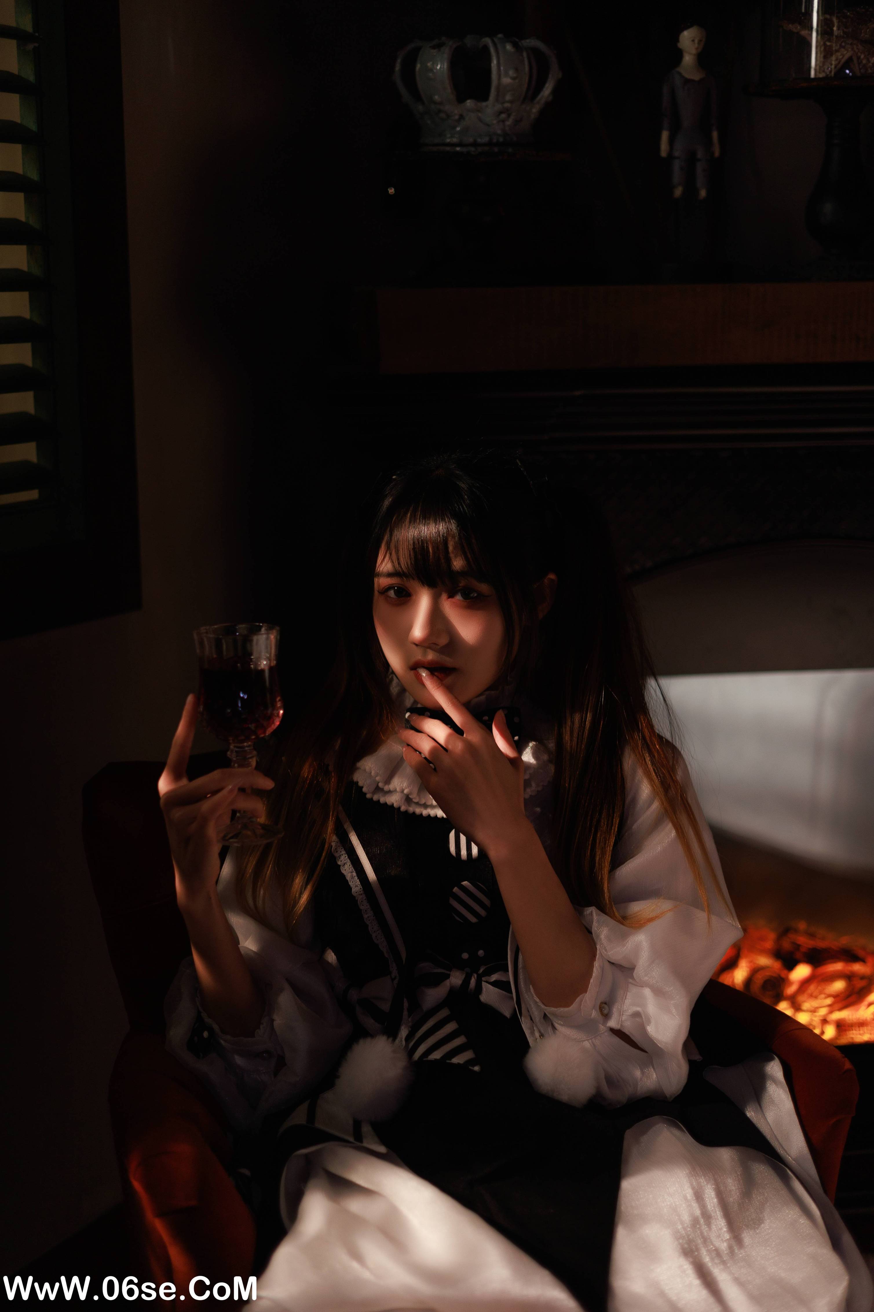 图片[16]-[YITUYU艺图语]2022.06.17 我和我 兔子Zzz不吃胡萝卜[30P-290.34MB]-六色网