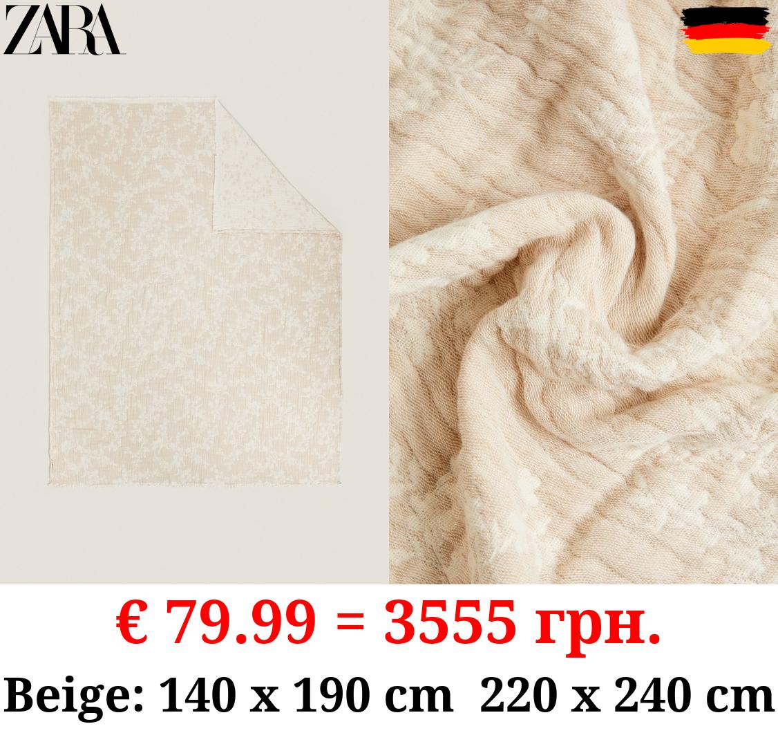 FLORAL JACQUARD THROW