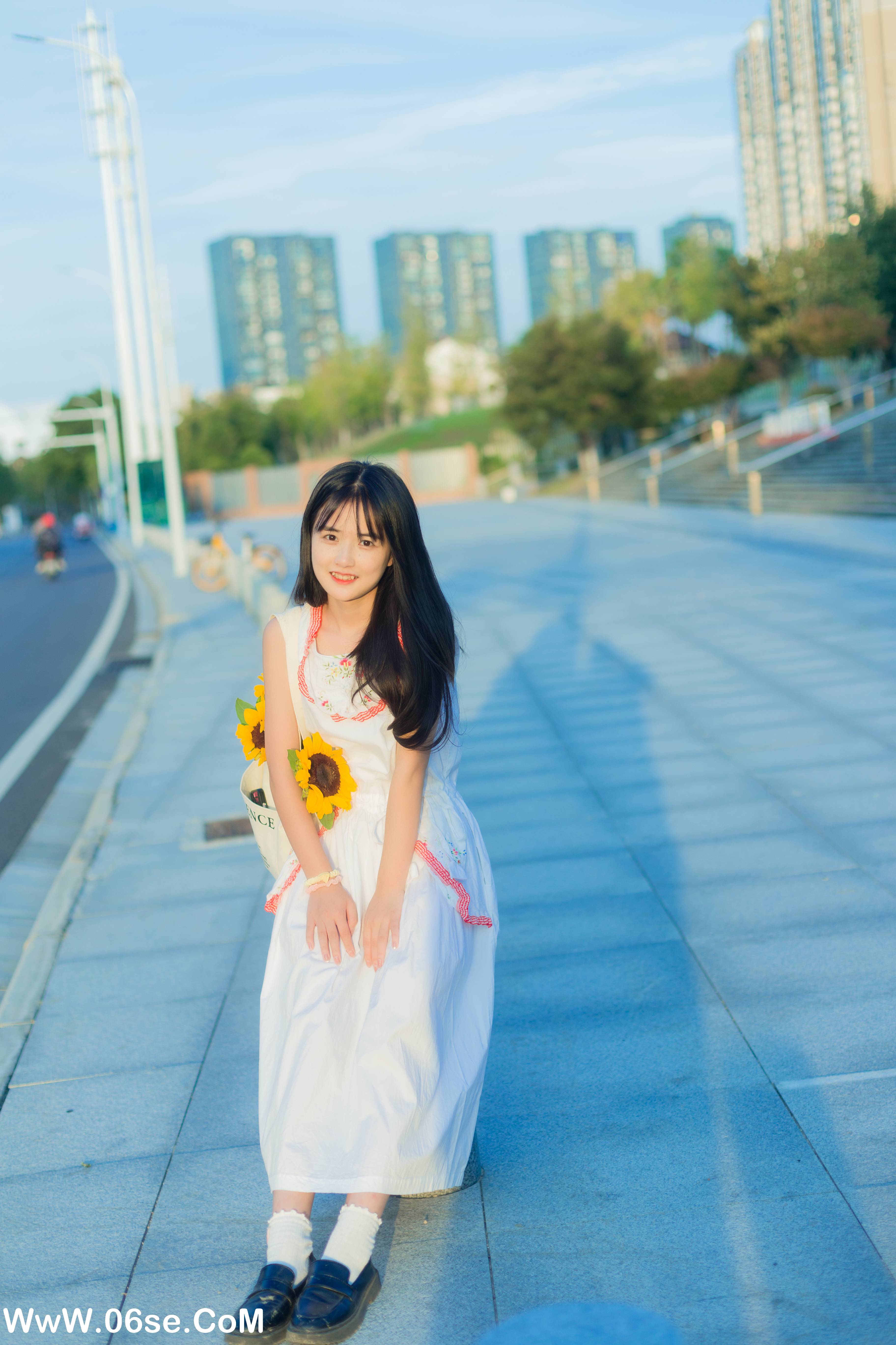 图片[24]-[YITUYU艺图语]2022.10.20 飞奔向你 小怡妹妹cute[35+1P／282MB]-六色网