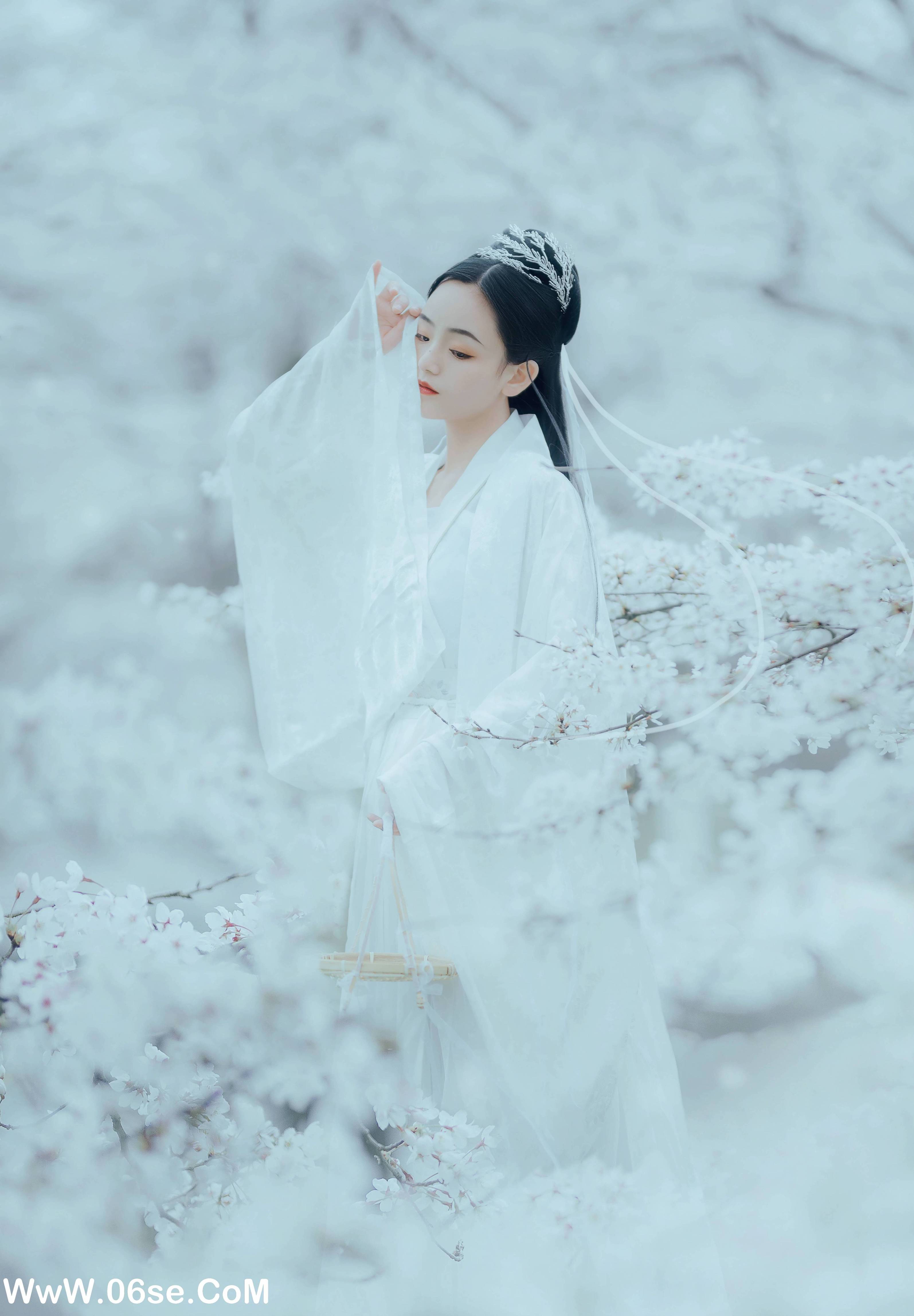 图片[6]-[YITUYU艺图语]2022.12.06 樱吹雪 穆婕[24+1P／194MB]-六色网