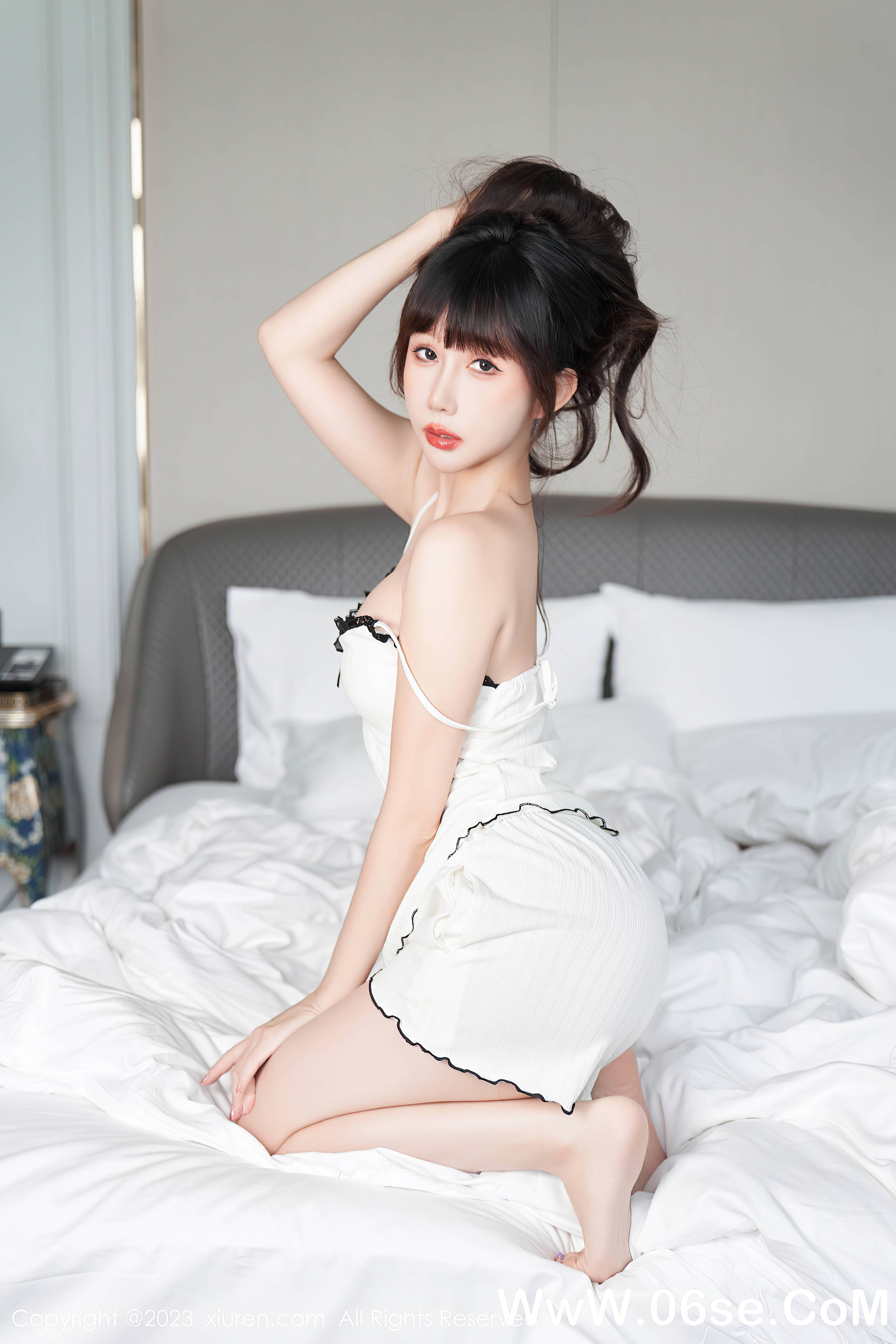 图片[31]-[XiuRen秀人网] 2023.06.26 No.6975 波巧酱-六色网