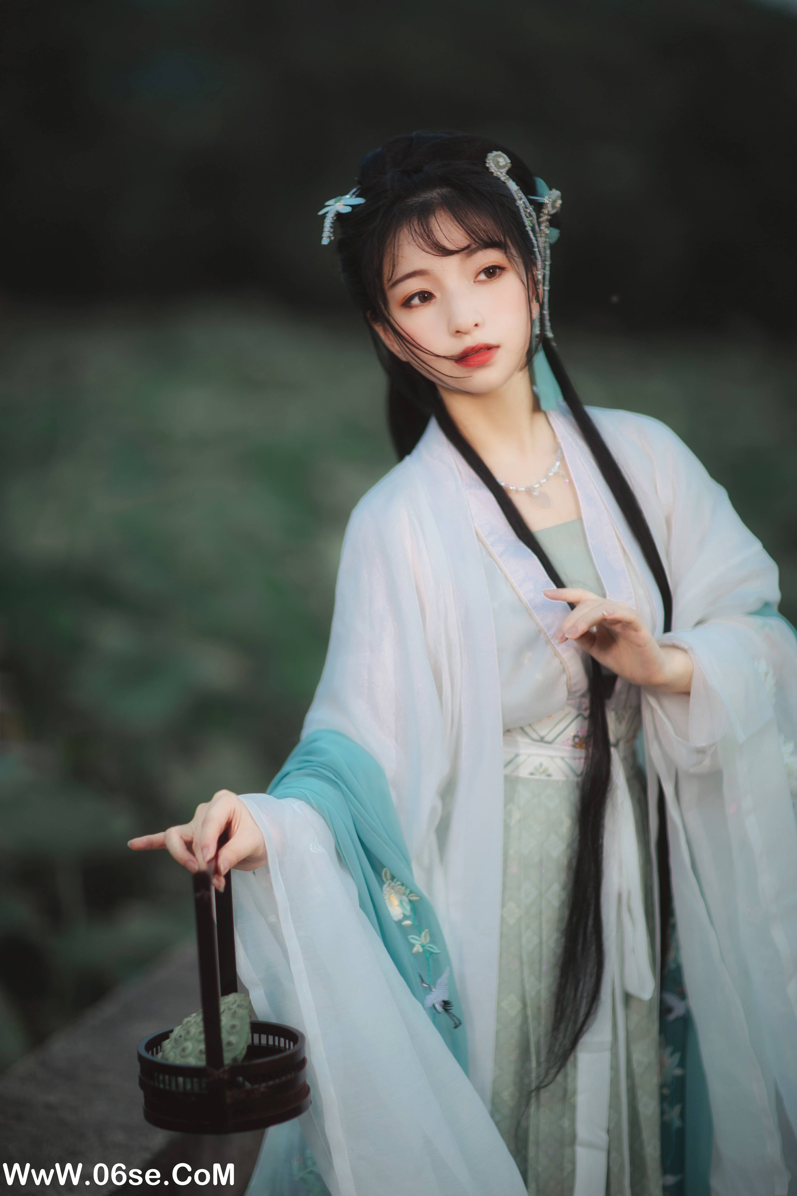图片[19]-[YITUYU艺图语]2022.01.03 荷 葵花花花儿[20+1P／112MB]-六色网