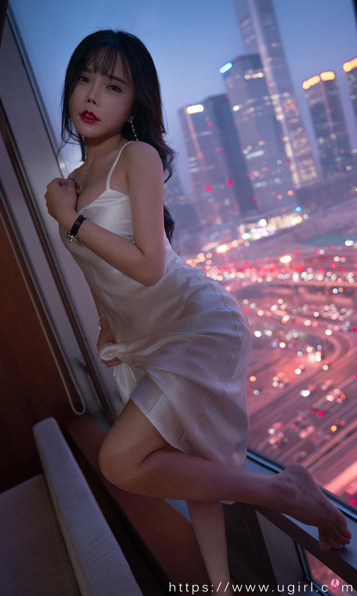 [爱尤物Ugirls]_No.2291_艾小青_暮色将晚-写真图集共37P 4