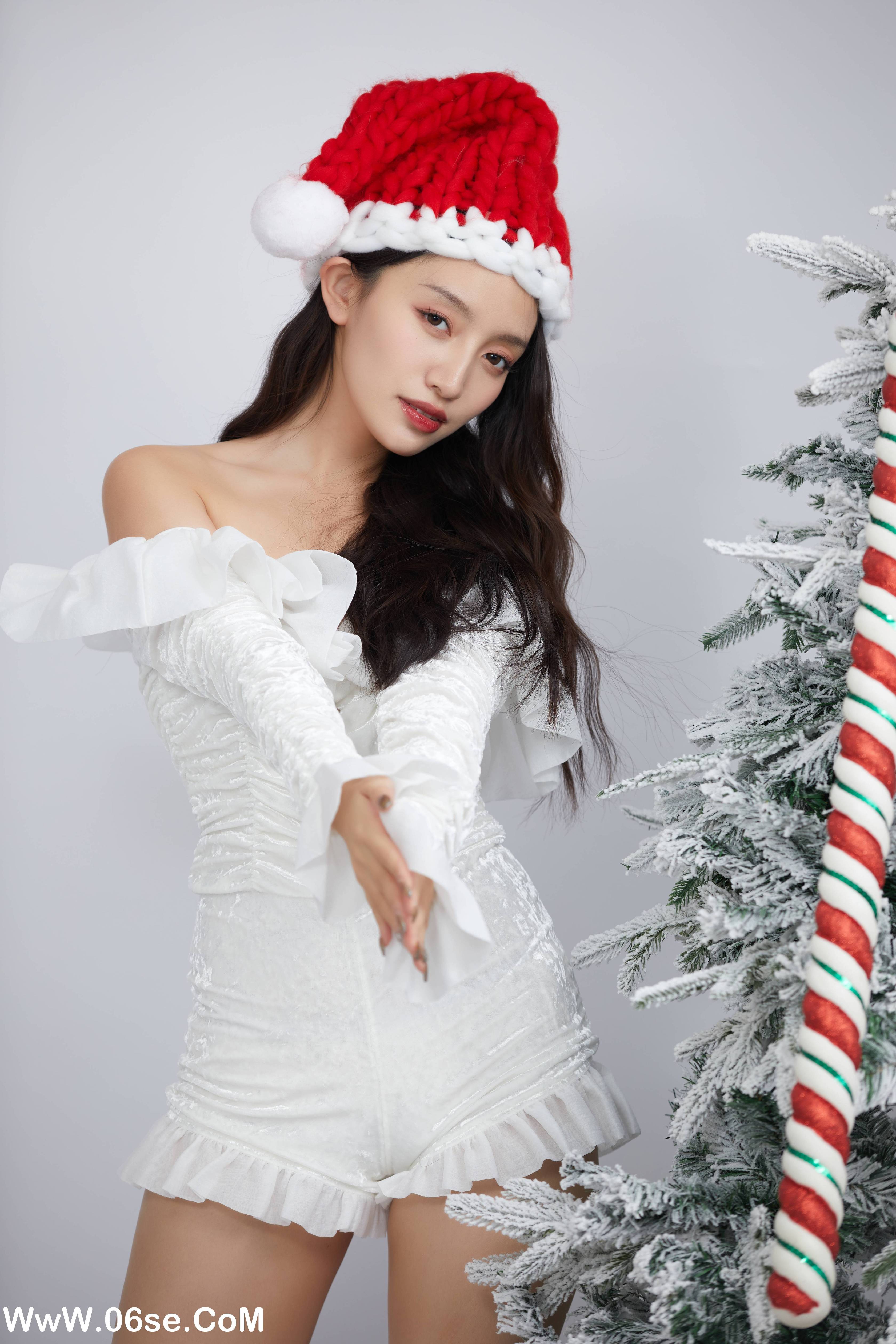 图片[13]-[YITUYU艺图语]2022.12.06 纯白圣诞 柠萌婧啊[22+1P／266MB]-六色网