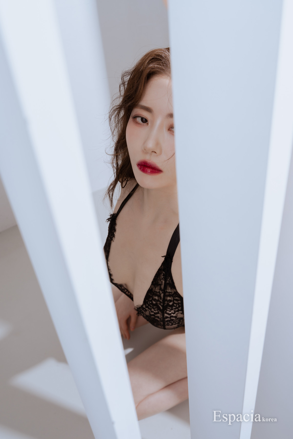 YUA 유아, Espacia Korea EHC#129 4