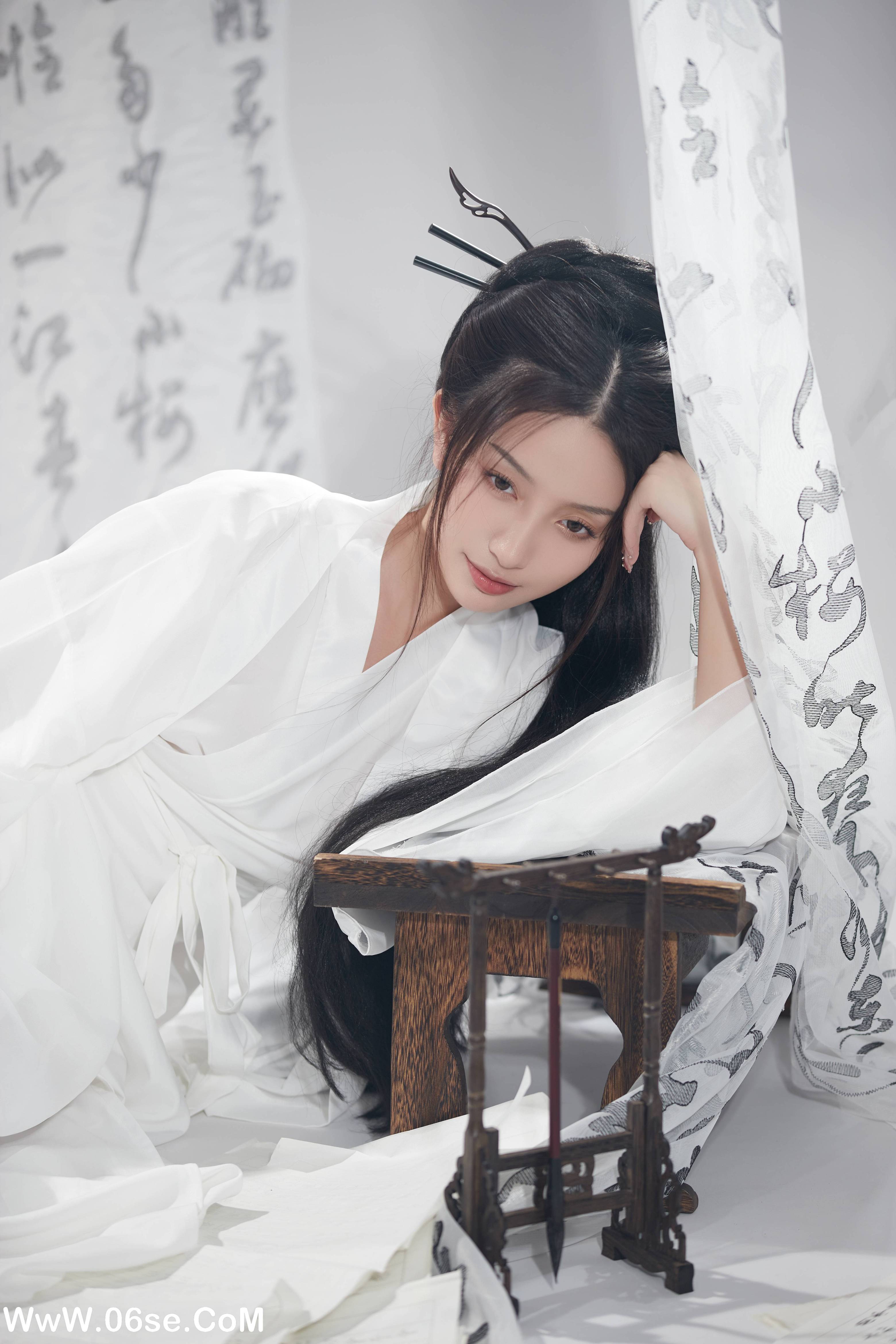 图片[3]-[YITUYU艺图语]2022.10.11 无关风月 柠萌婧啊[39+1P／394MB]-六色网