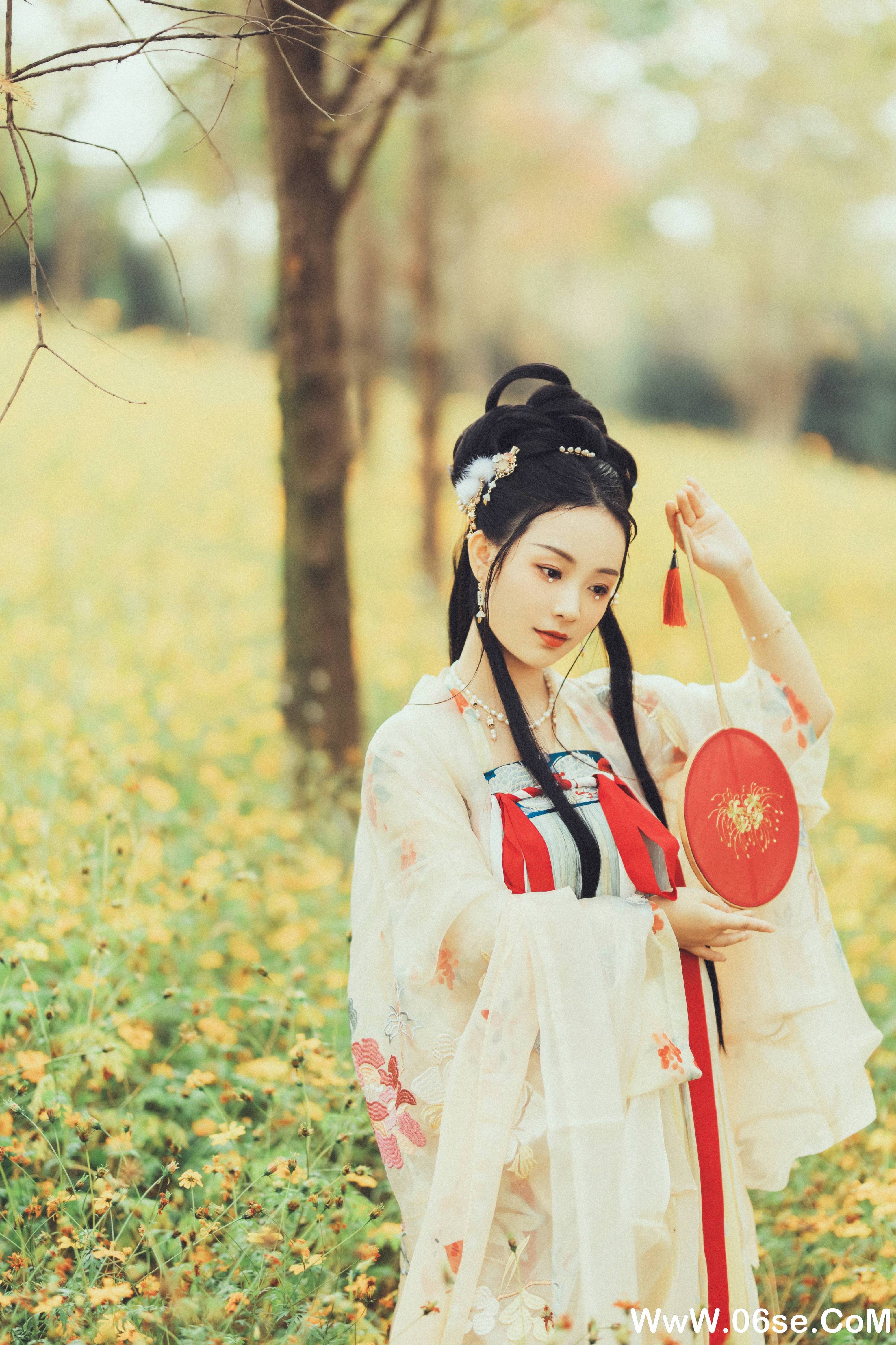 图片[24]-[YITUYU艺图语]2021.10.16 花期未央 Seven[37+1P／601MB]-六色网