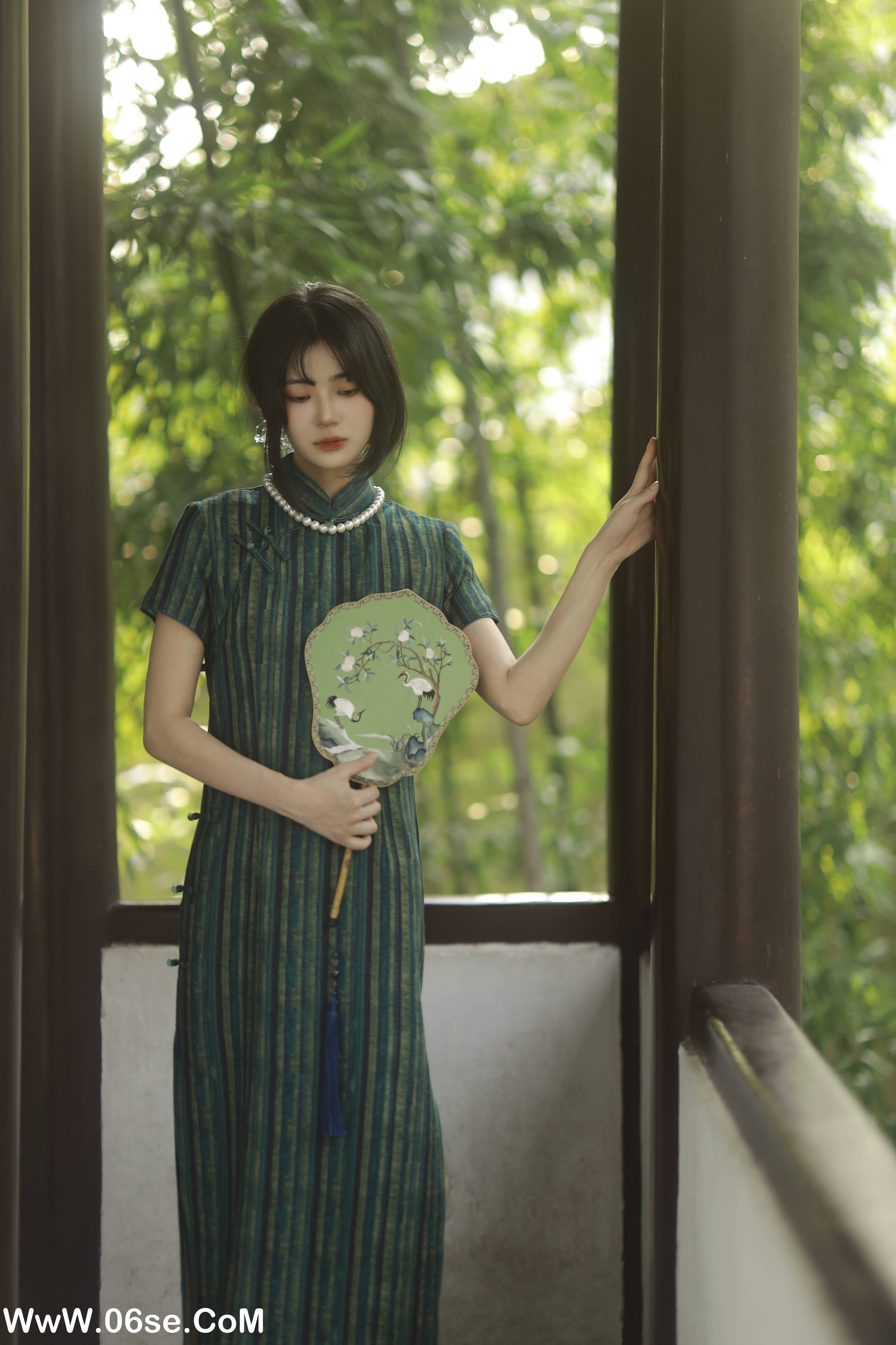 图片[19]-[YITUYU艺图语]2022.11.05 绿意旗袍 Elikaka[35+1P／357MB]-六色网