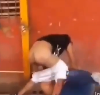 Cogido por los huevos
