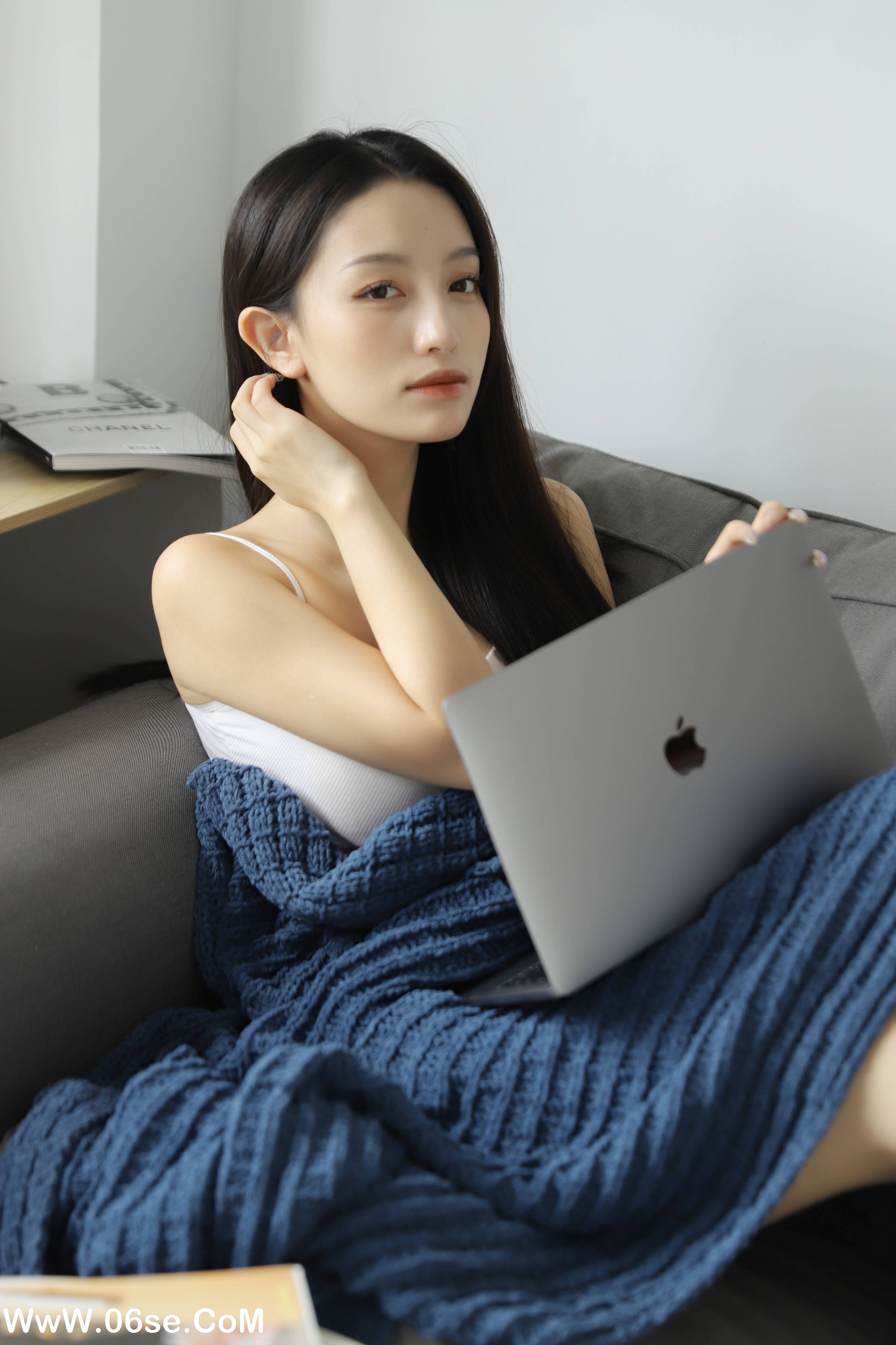 图片[29]-[YITUYU艺图语]2022.11.03 阿尔卑斯 柠萌婧啊[38+1P／319MB]-六色网