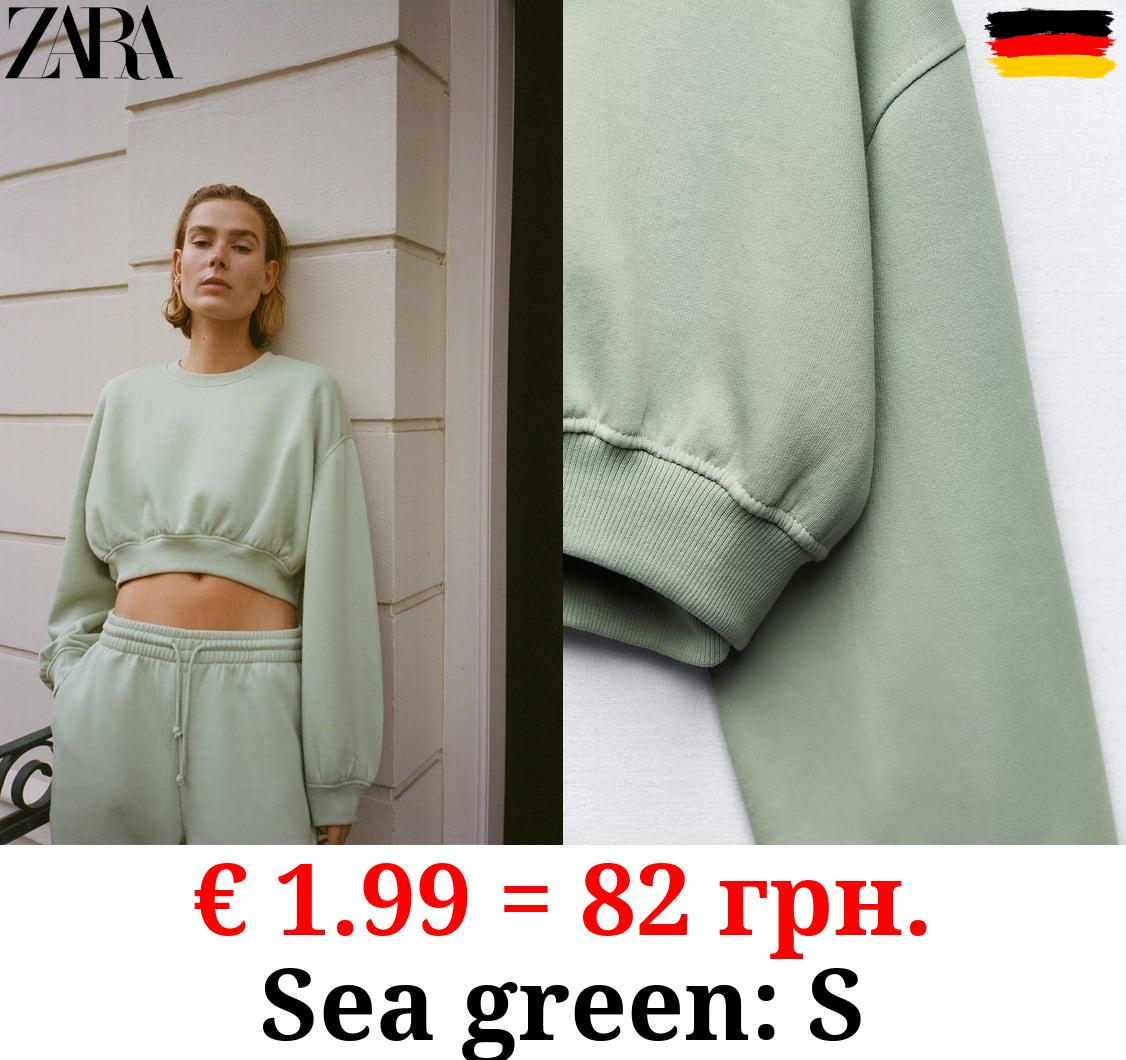 BASIC CROPPED SWEATSHIRT