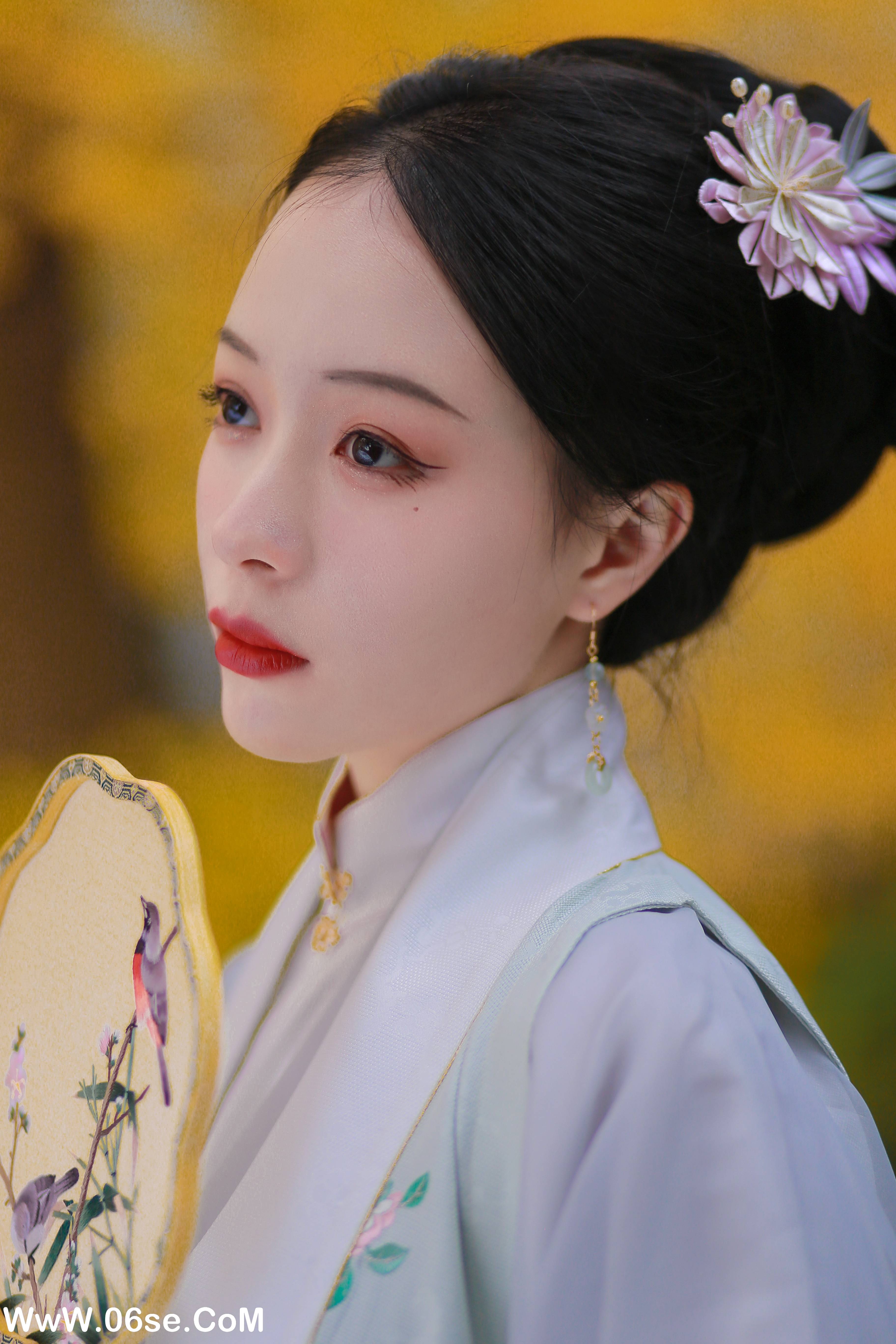 图片[9]-[YITUYU艺图语]2022.02.17 银杏歌 花泽阮阮[34+1P／353MB]-六色网