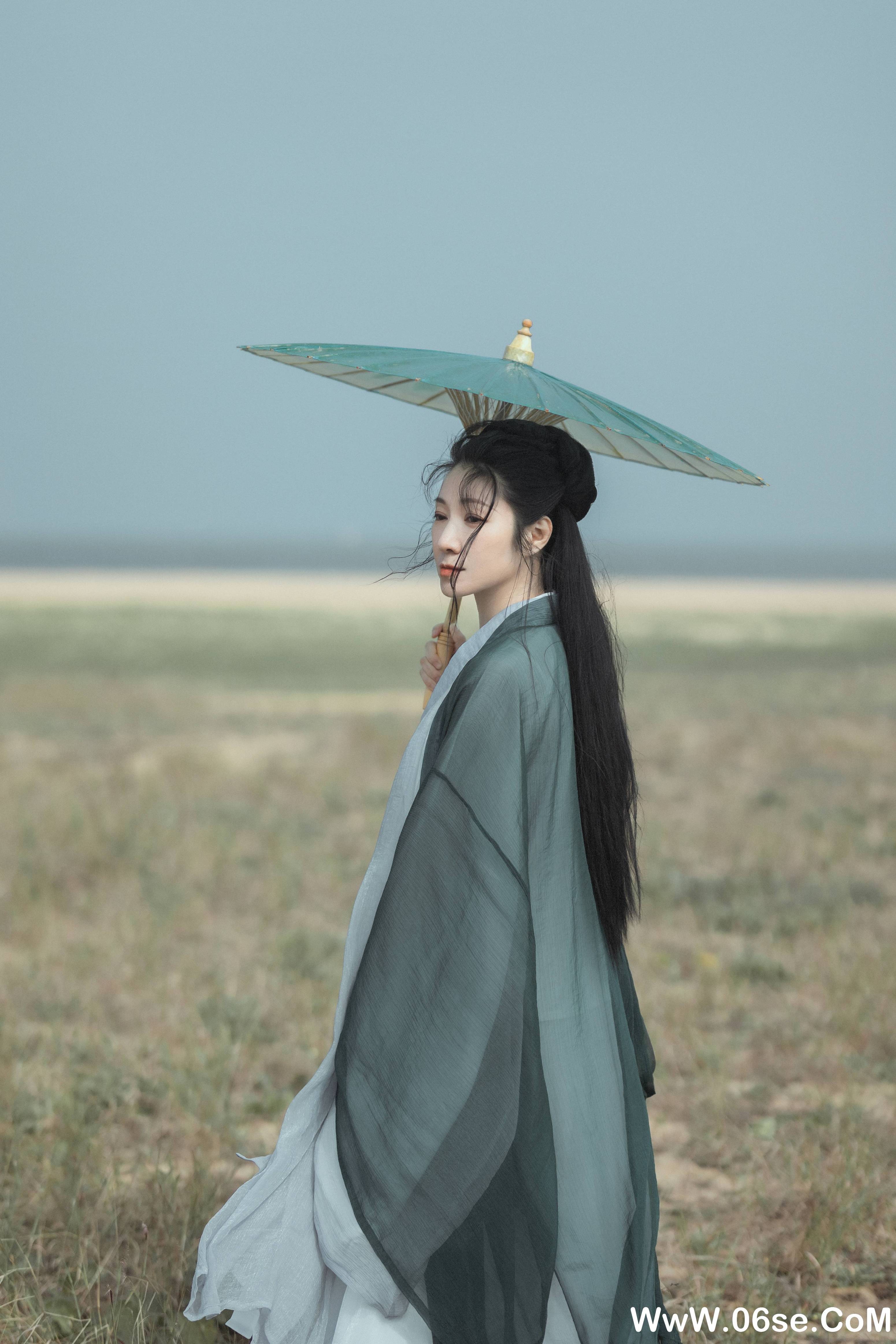 图片[14]-[YITUYU艺图语]2021.10.21 天涯倦客 何佳[25+1P／312MB]-六色网