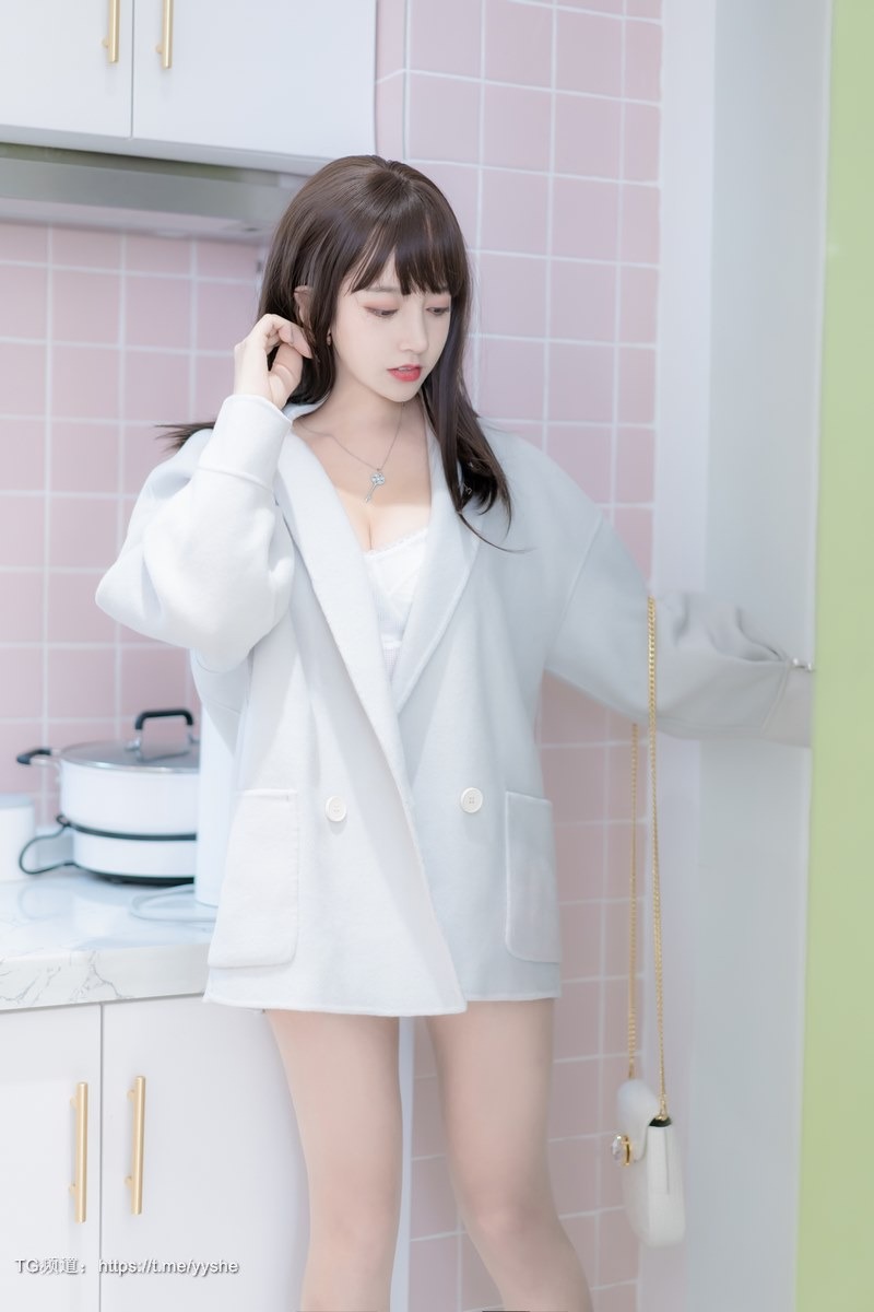 [Cos]过期米线线喵 - 大姐姐[87P] 54