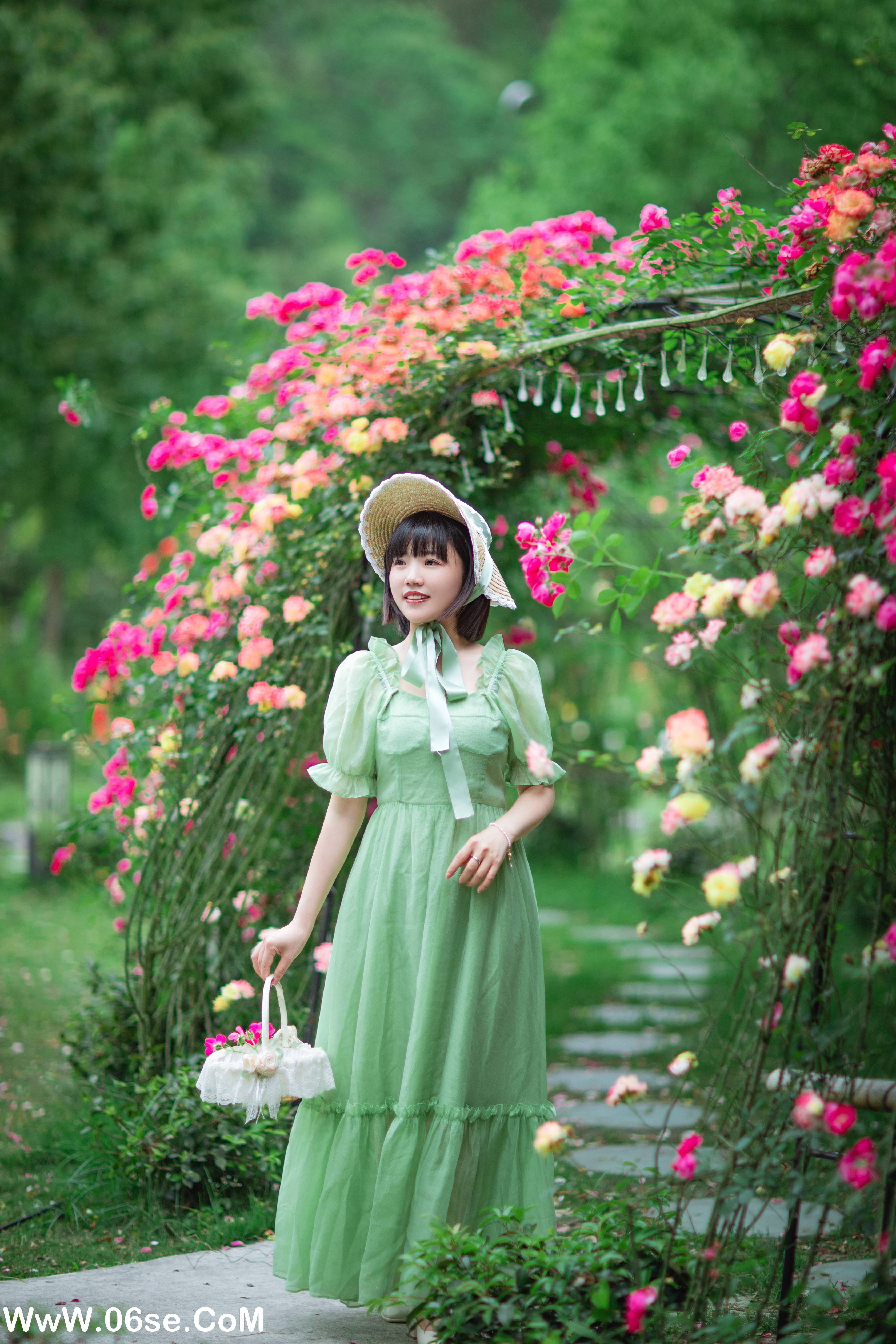 图片[12]-[YITUYU艺图语]2022.08.12 蔷薇花开 冬琴[19+1P／347MB]-六色网