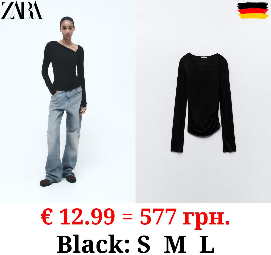 T-SHIRT WITH SIDE GATHERING