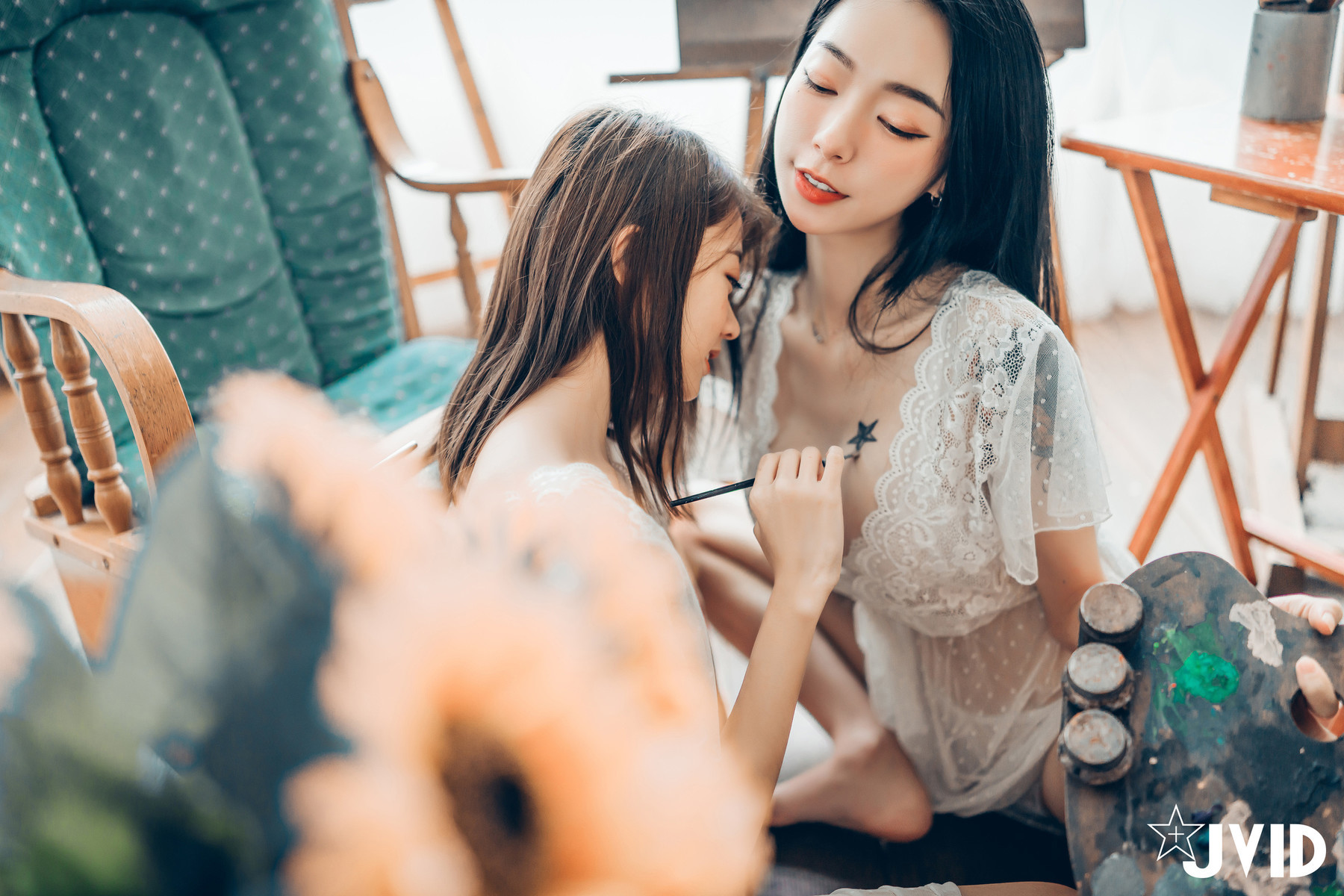 JVID精品 飄飄 妍妍 百合花神の美少女 最色色嘗試 辰辰特別客串！色色最大突破 Set.01 15