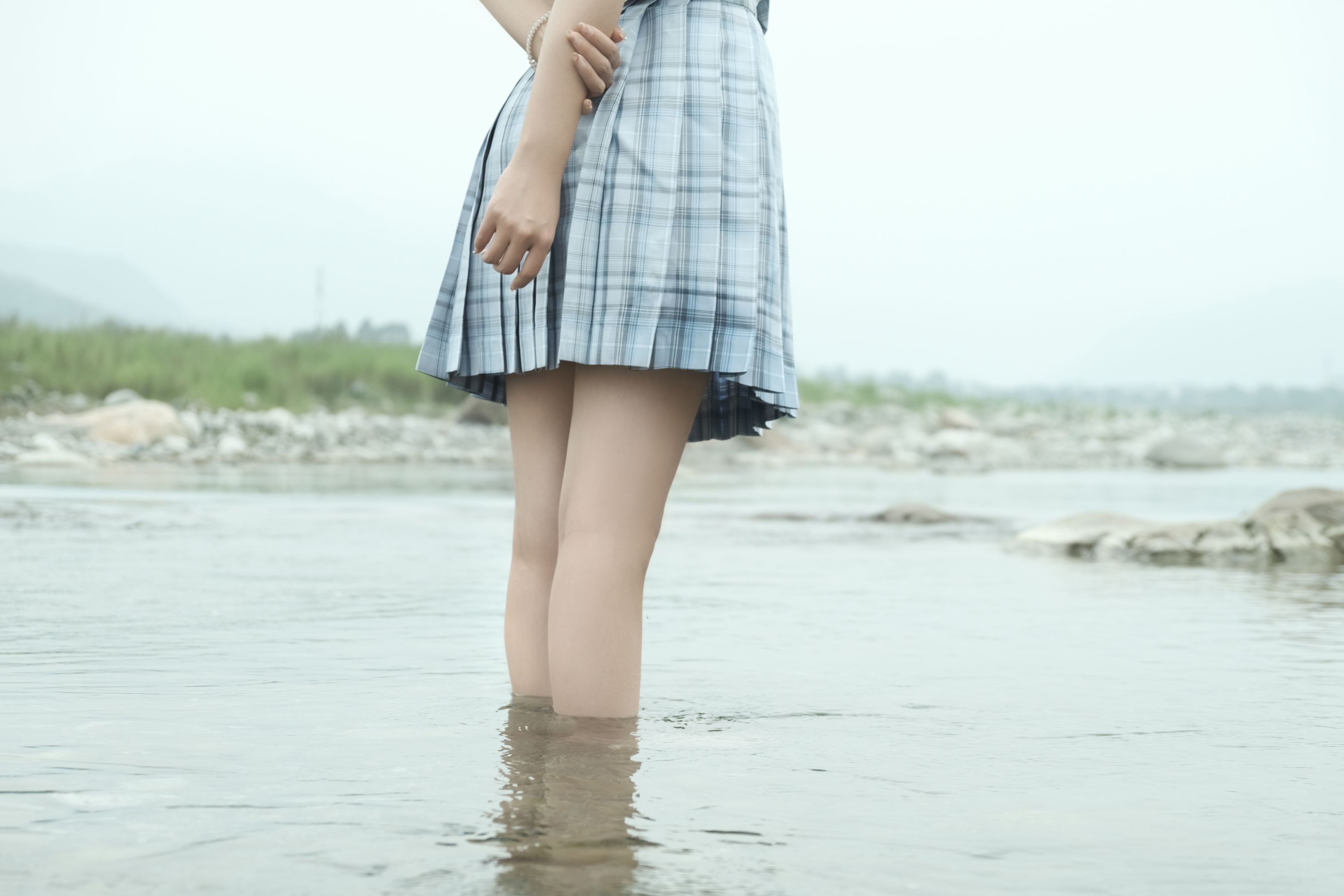eloise软软 - 河边JK 33