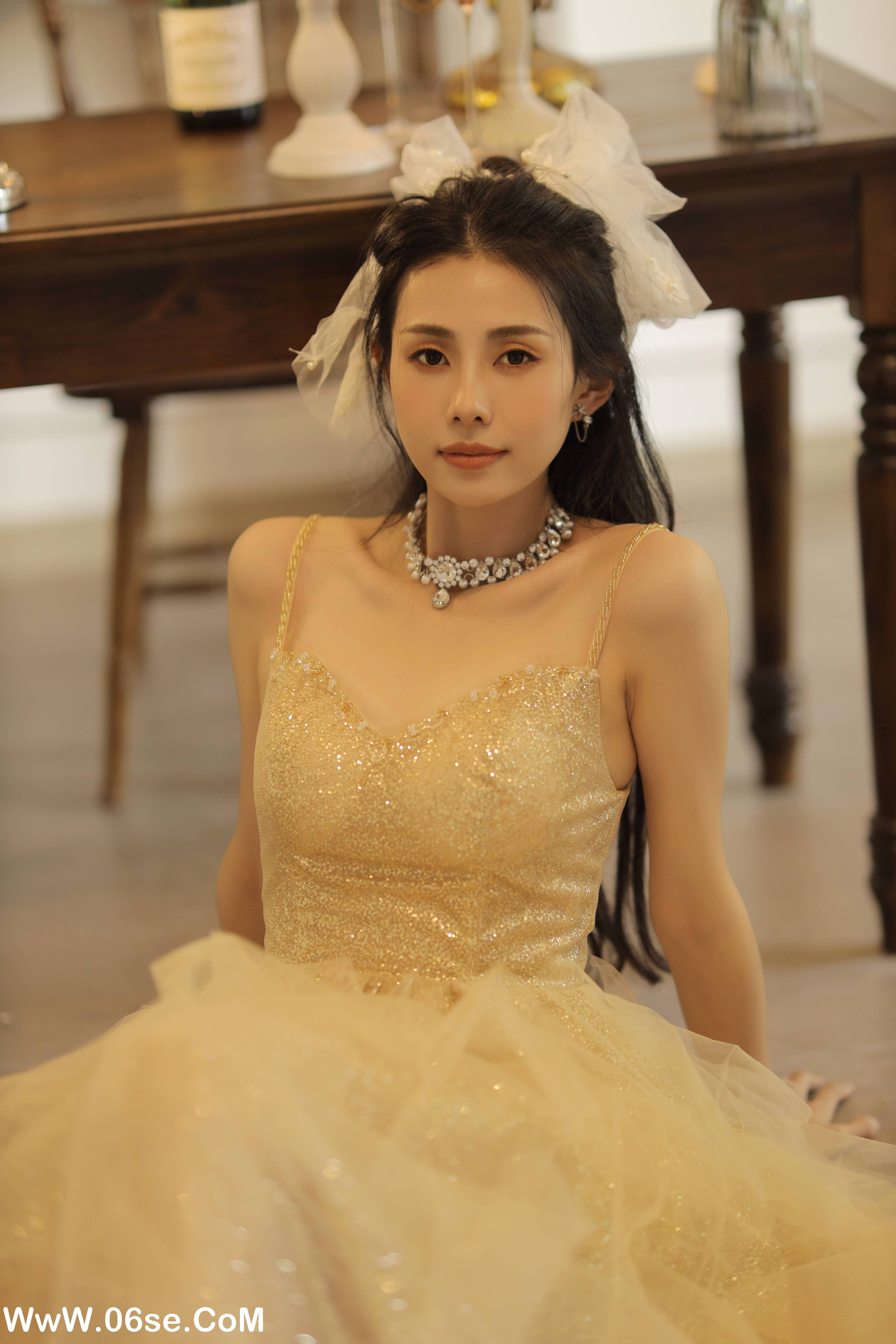 图片[24]-[YITUYU艺图语]2022.11.26 光里 秦秦[24+1P／244MB]-六色网