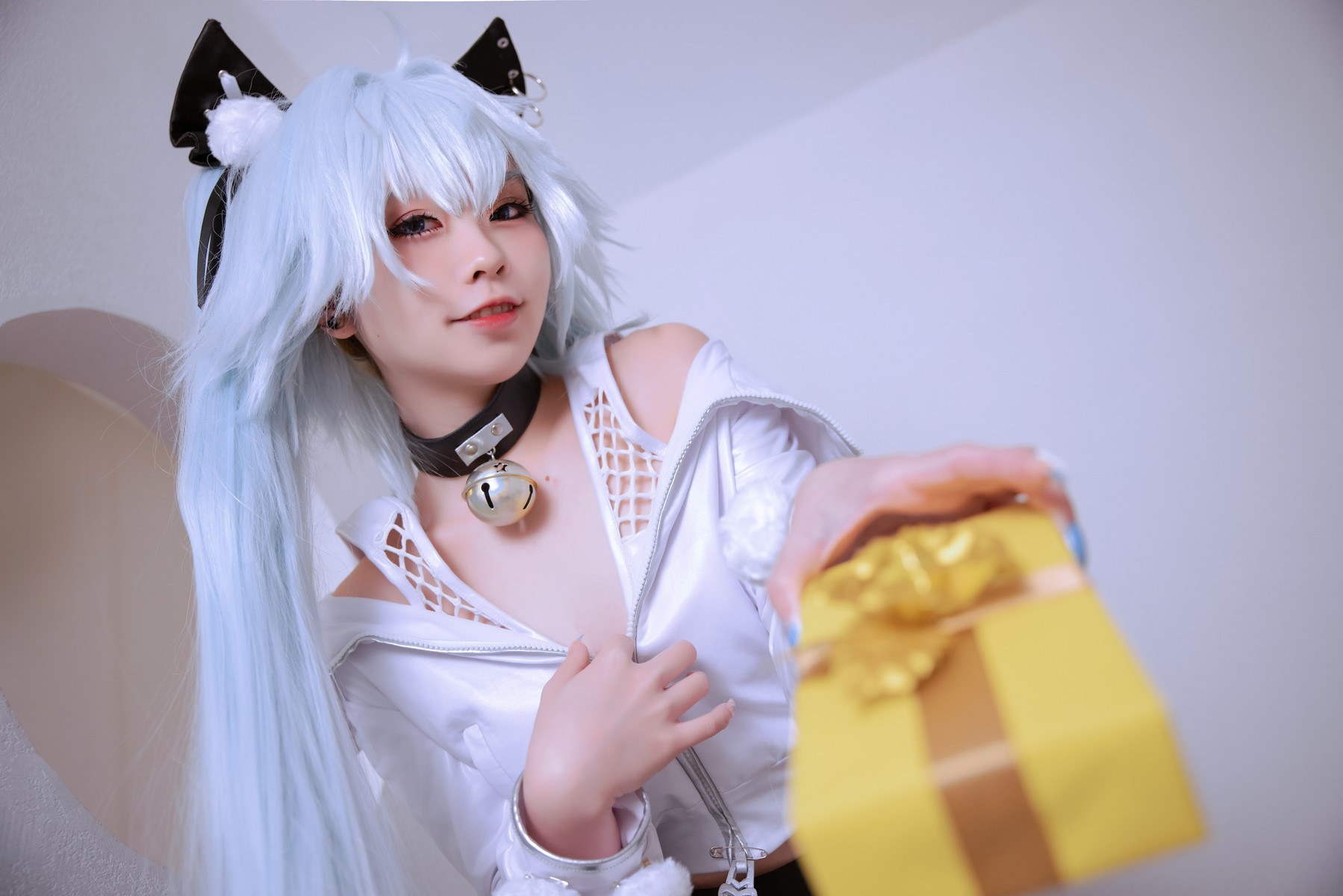 Cosplay G44不会受伤 芙洛伦白情 6