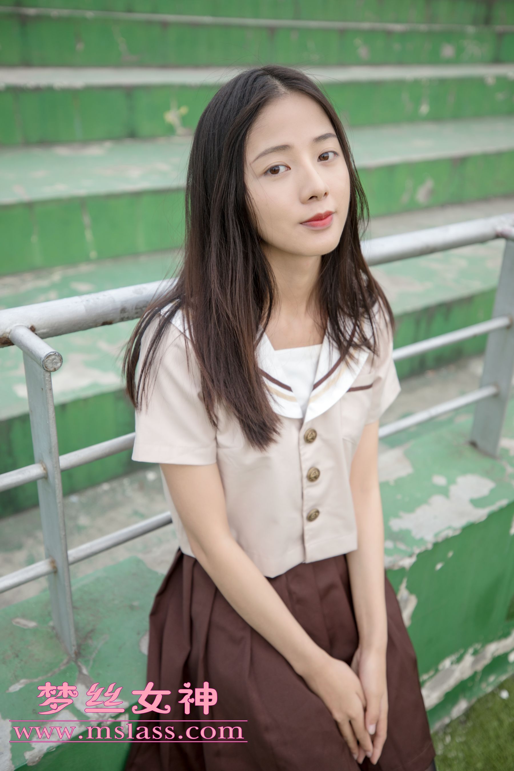 [梦丝女神MSLASS]_雪馨_学院的JK黑丝袜-写真图集共154P 9