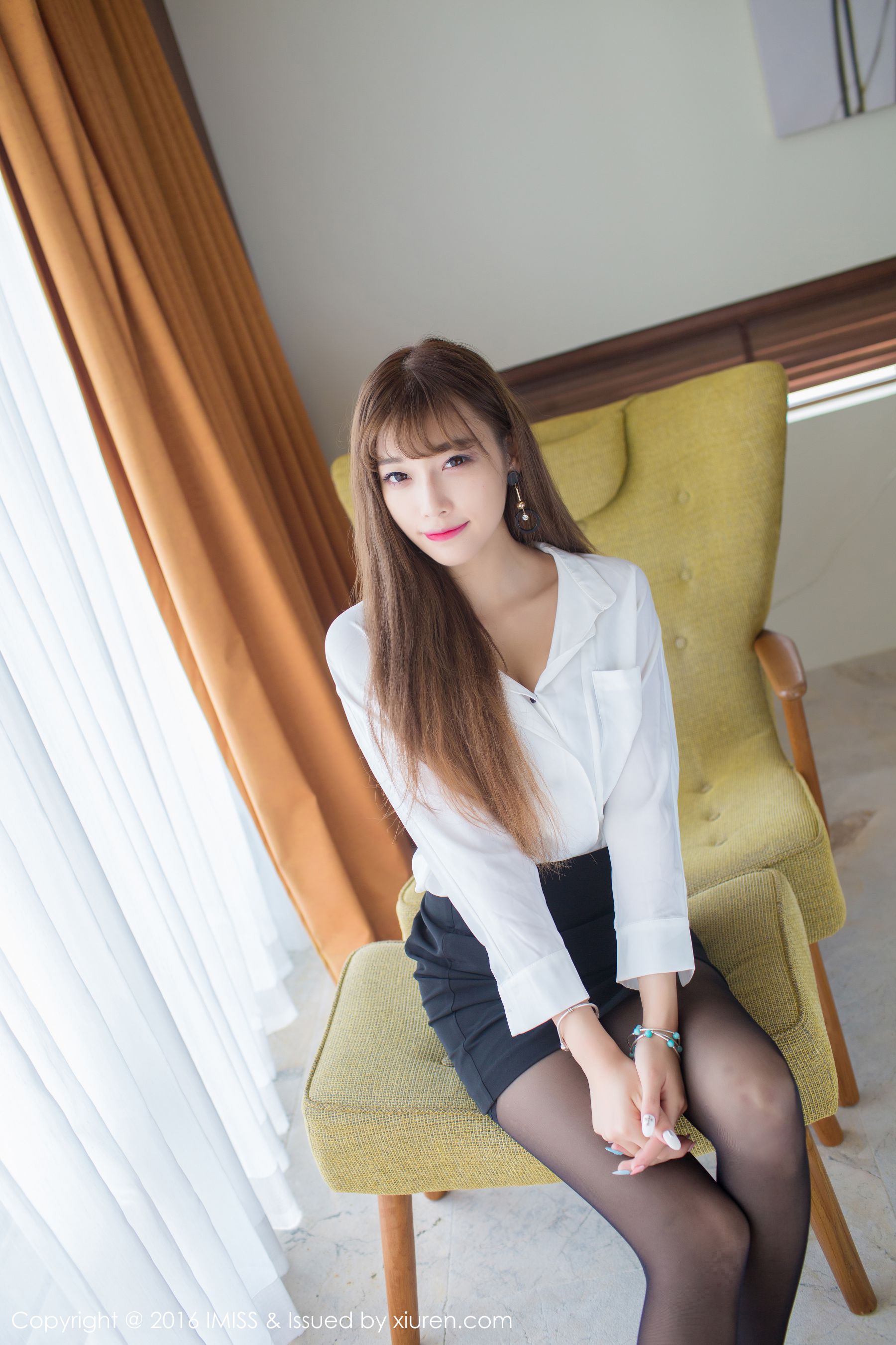 sugar小甜心CC《黑丝OL+白丝LOLITA》_[爱蜜社IMiss]_Vol.140-写真图集共57P 8