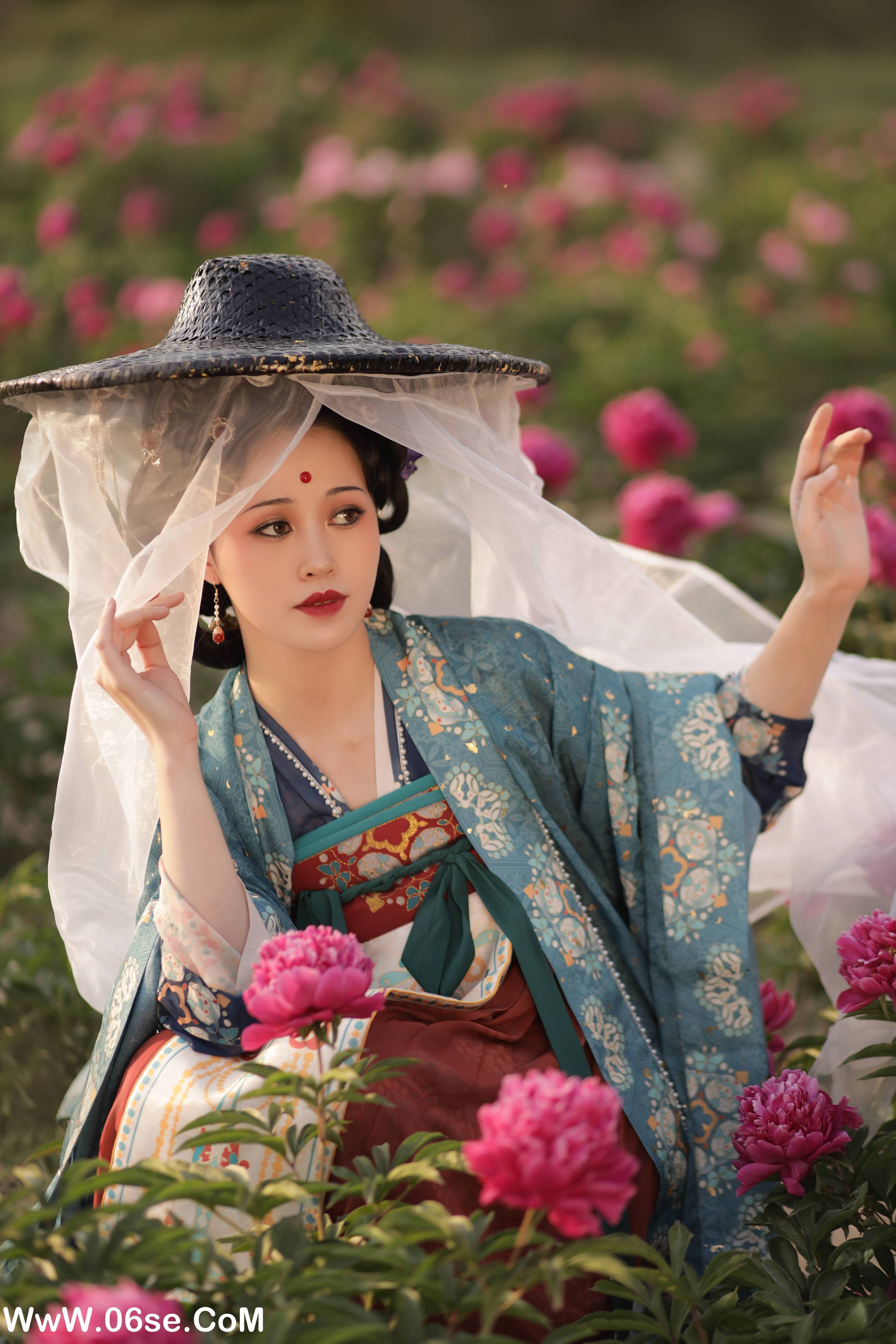 图片[6]-[YITUYU艺图语]2022.08.17 三郎的盛世，有你 青霜鹅[24+1P／350MB]-六色网