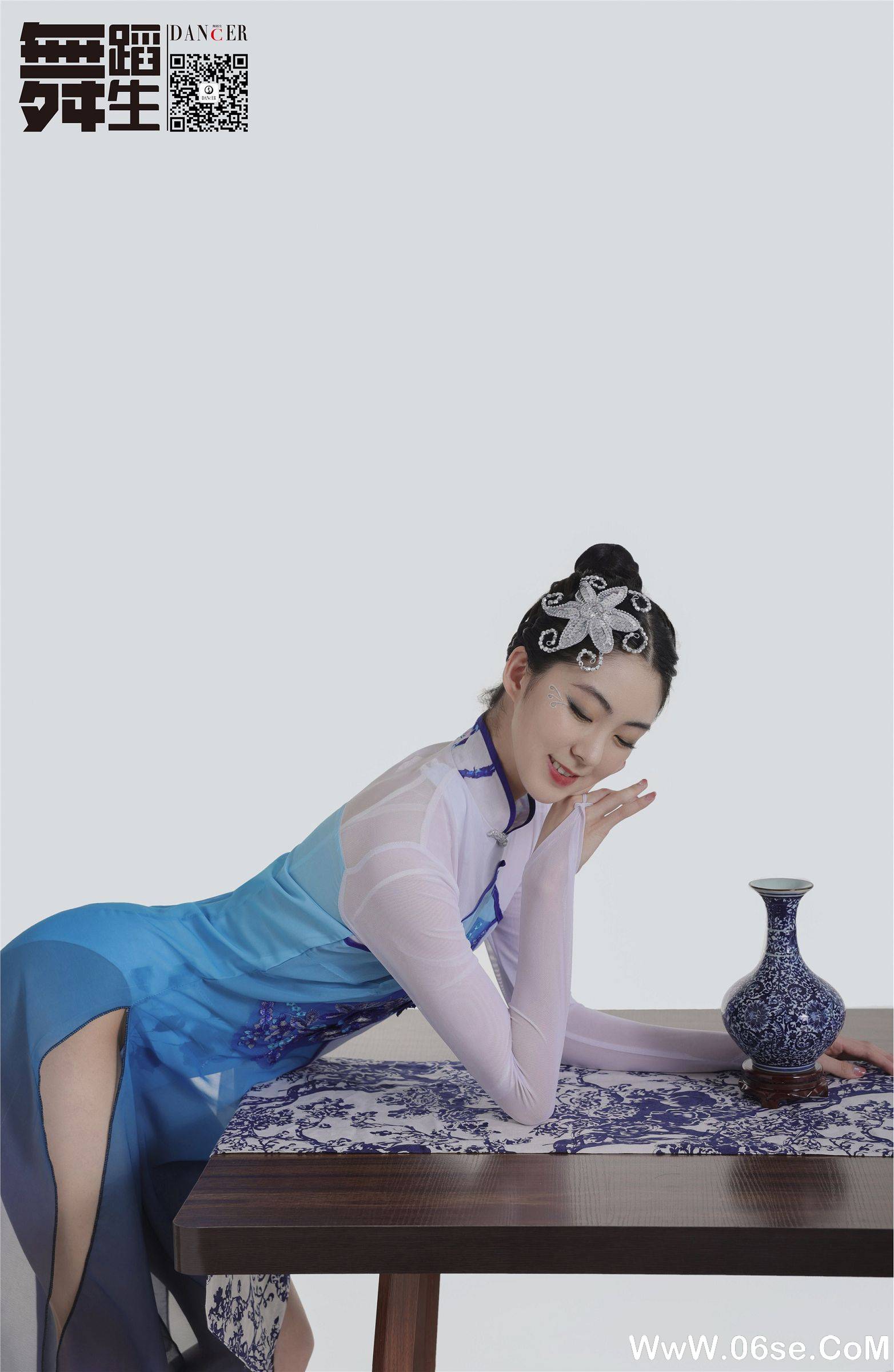 图片[31]-[GALLI嘉丽] 舞蹈生日记 104 – 青花瓷 韩玉彤-六色网