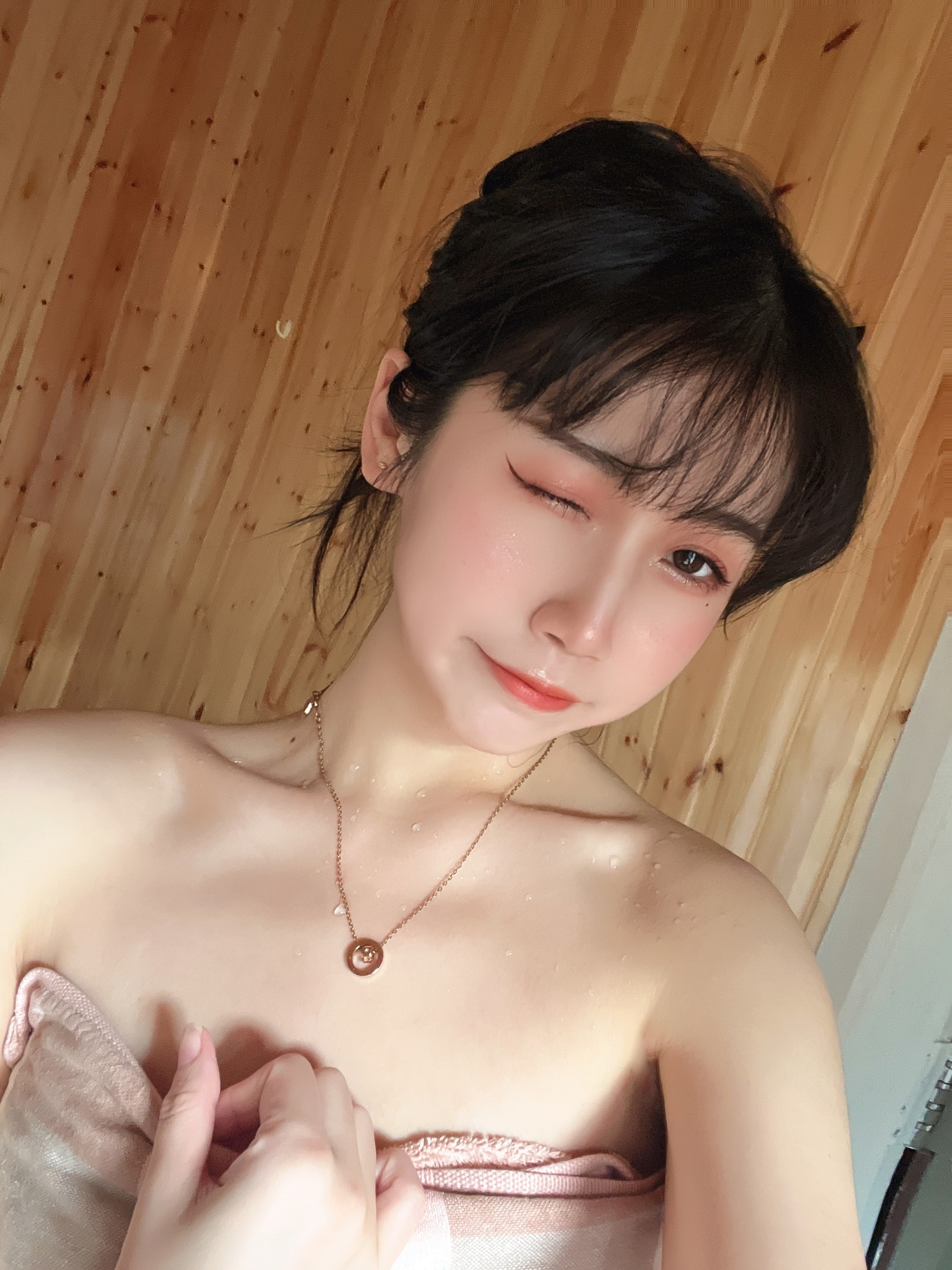 不呆猫 - 霸气红色人妻 57