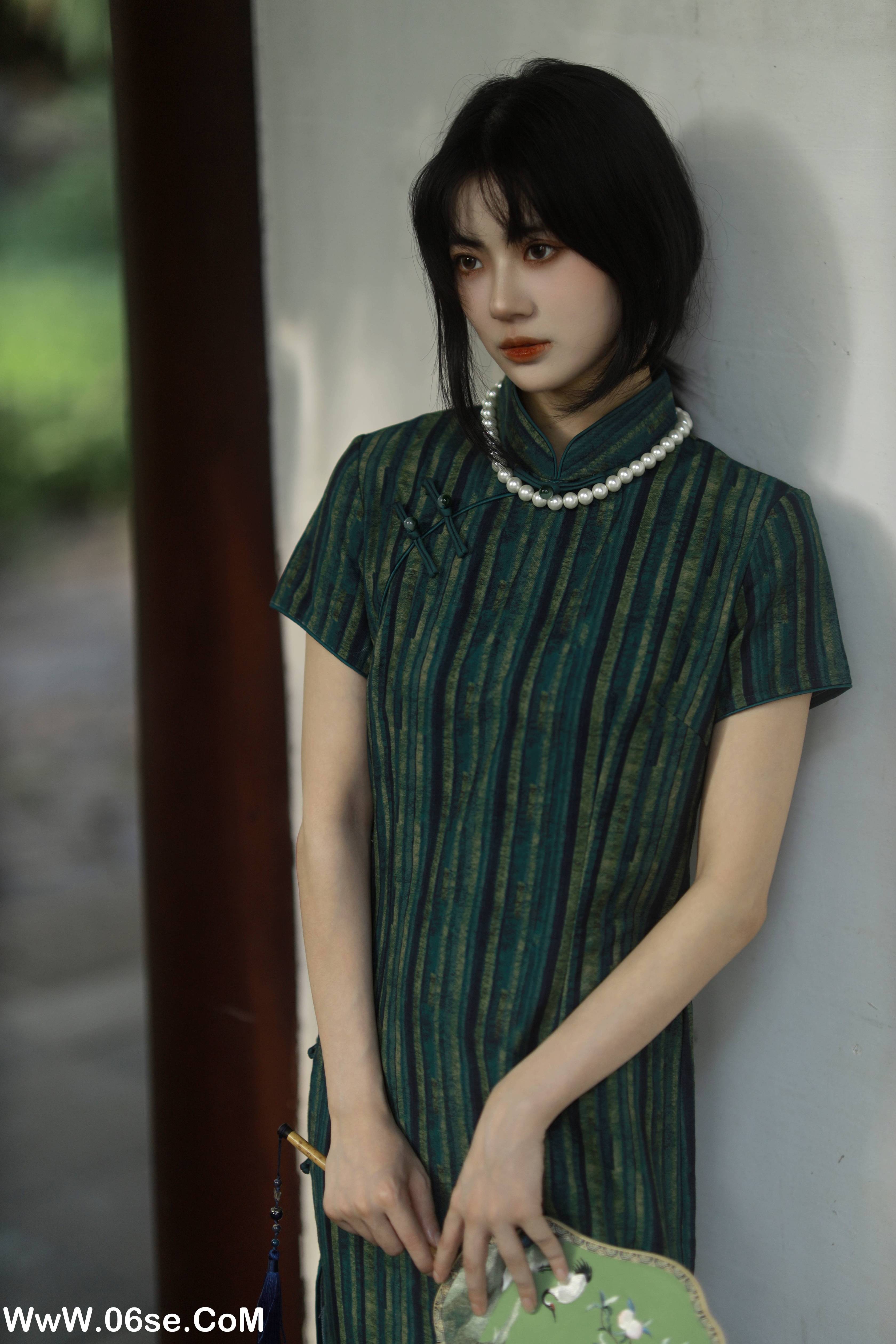 图片[34]-[YITUYU艺图语]2022.11.05 绿意旗袍 Elikaka[35+1P／357MB]-六色网