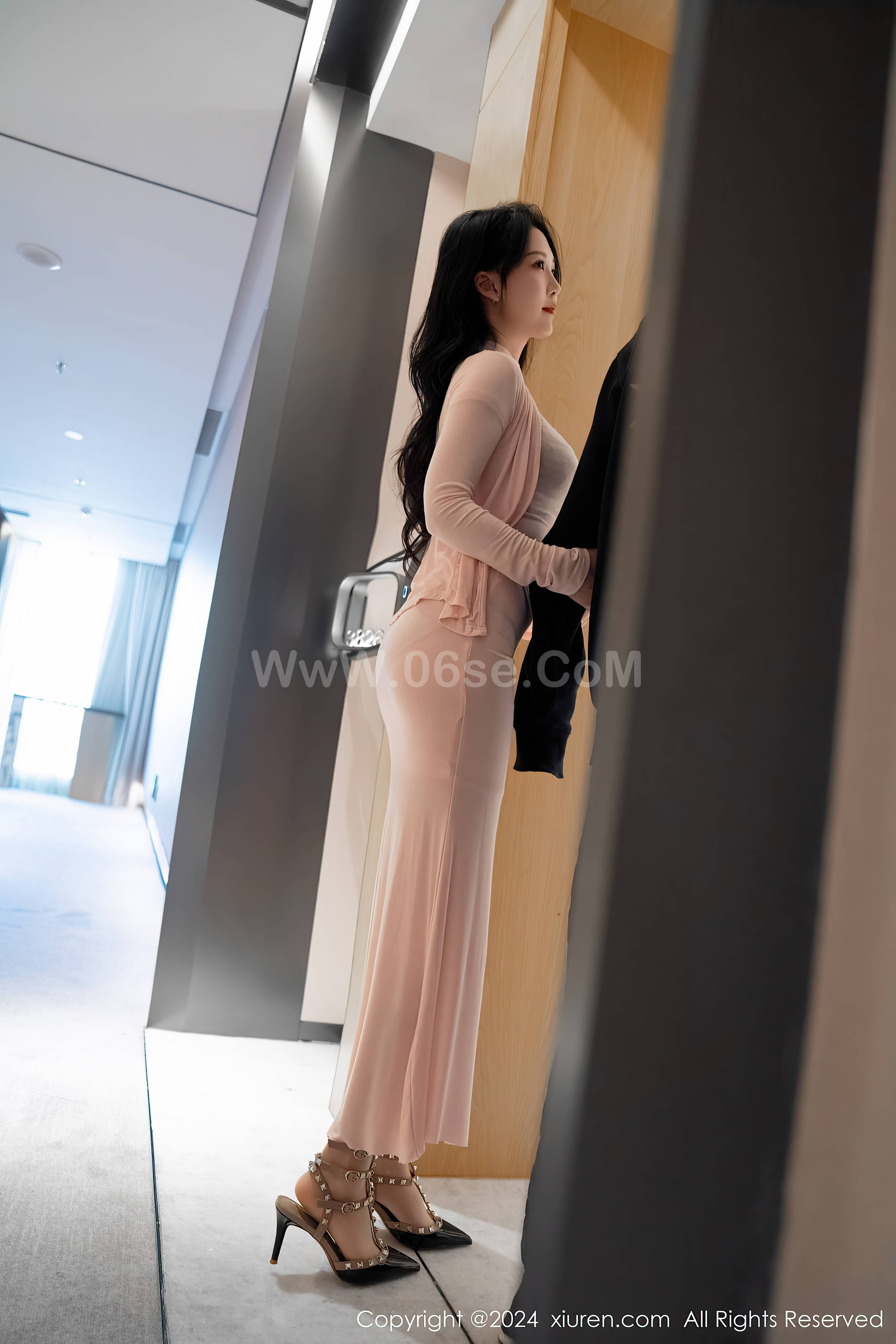 图片[8]-[Xiuren秀人网]2024.01.11 NO.7945 利世[96+1P／926MB]-六色网