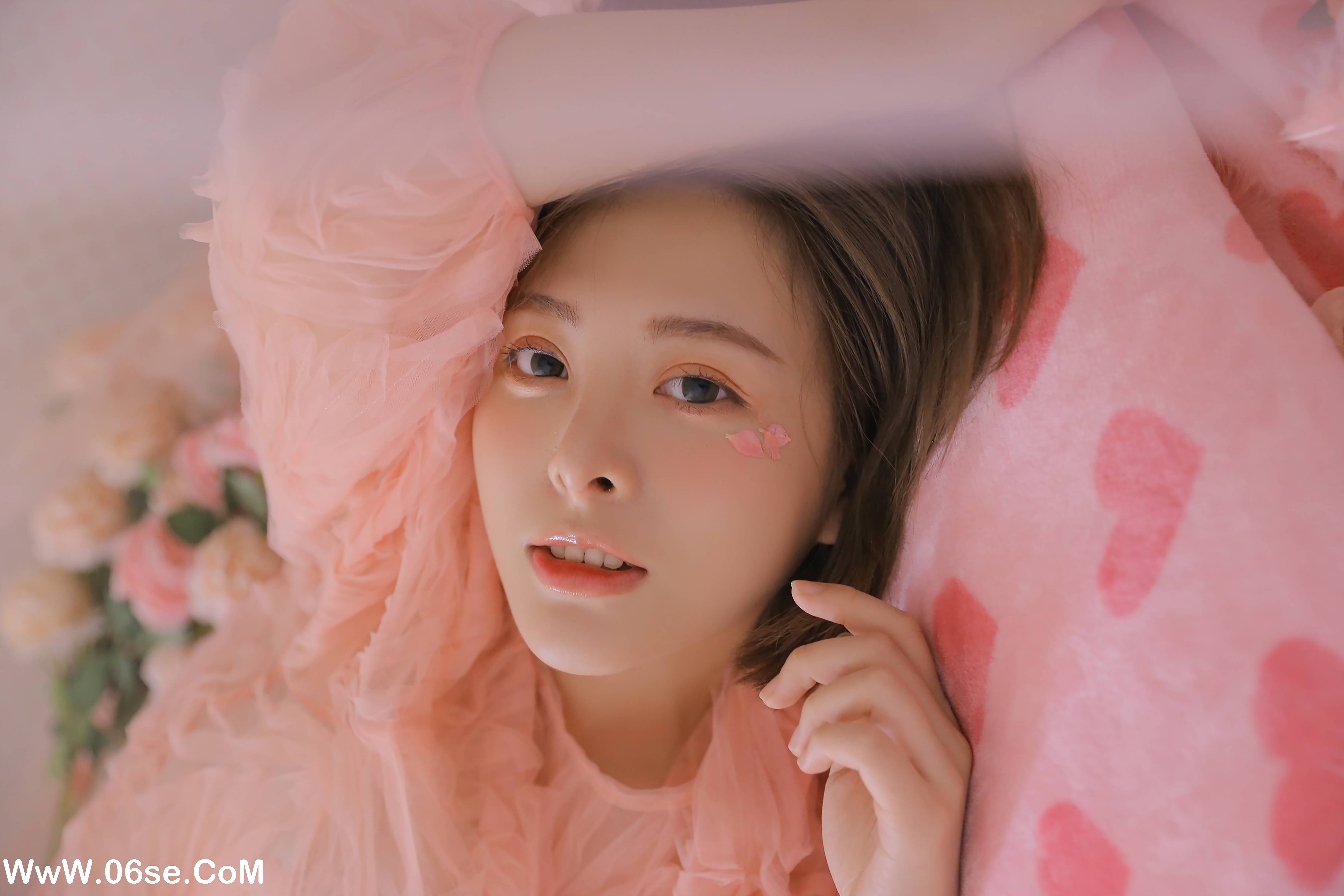 图片[24]-[YITUYU艺图语]2022.08.04 屈服温柔 Mia[26+1P／105MB]-六色网