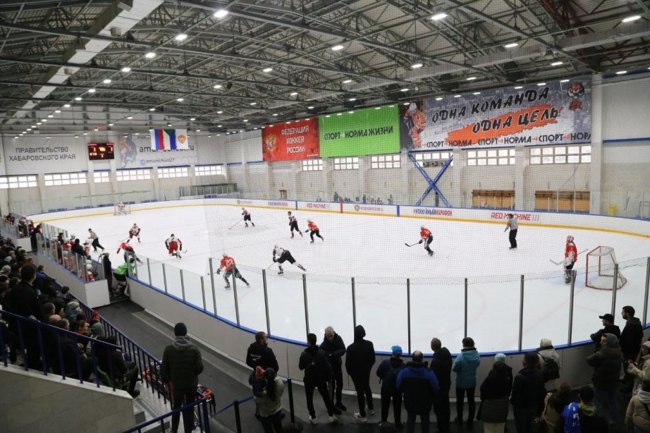 Память хоккеиста Дмитрия Учайкина почтили на турнире в Хабаровске