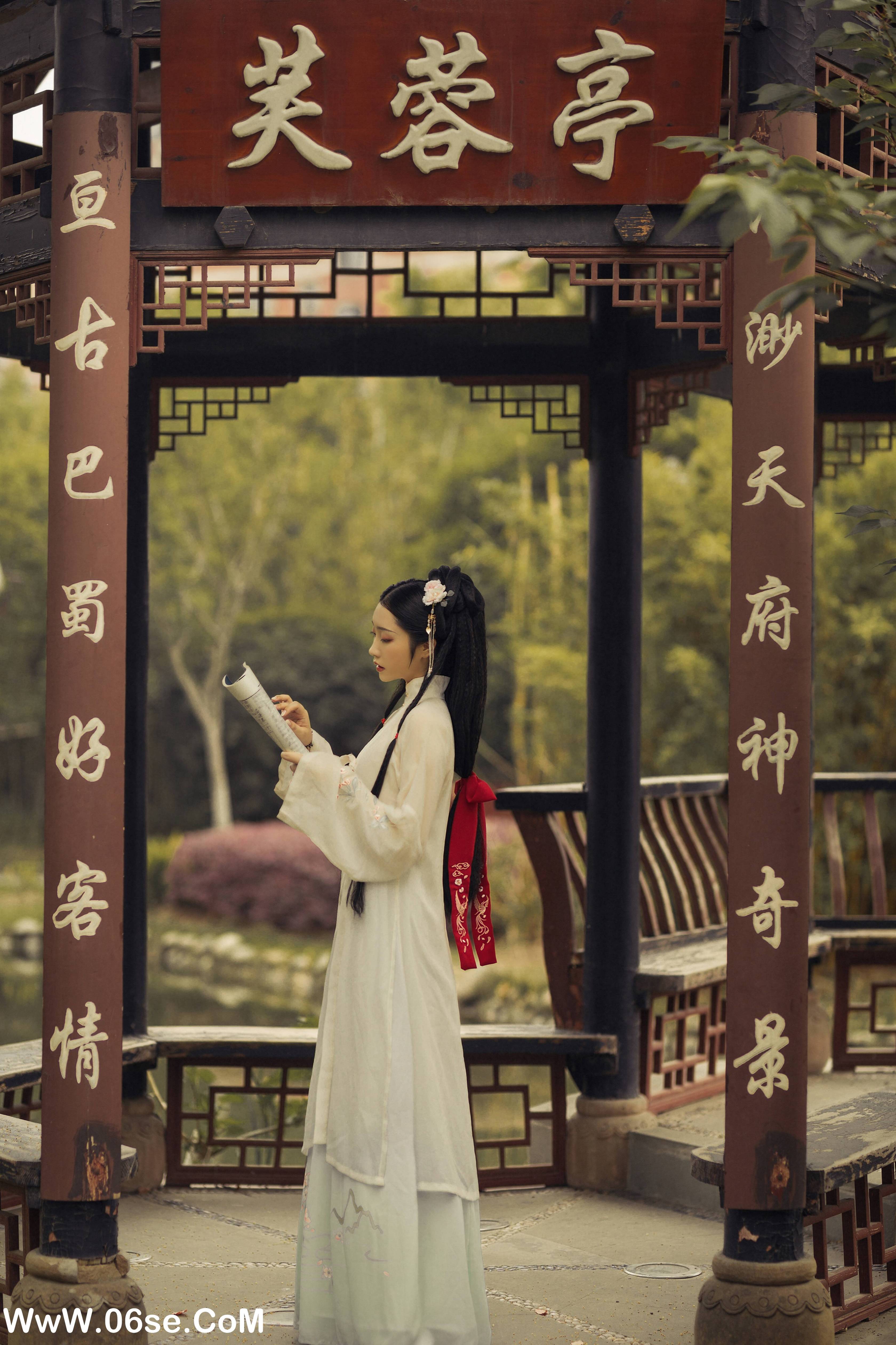 图片[4]-[YITUYU艺图语]2022.08.19 庭院深几许 胡毛毛斯基[20+1P／195MB]-六色网