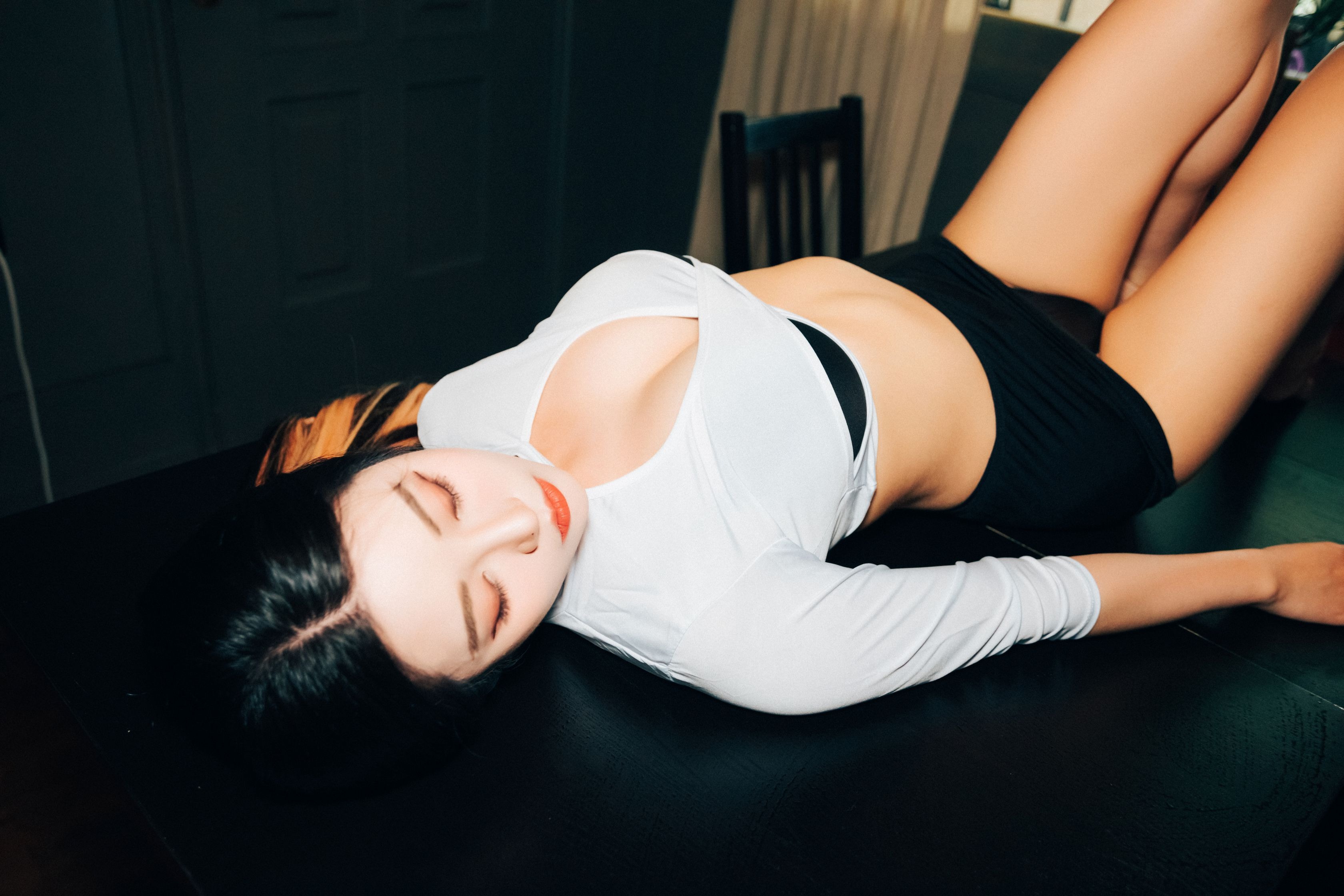 Bomi (보미) - [LOOZY] Roomate [52P-955MB] 52