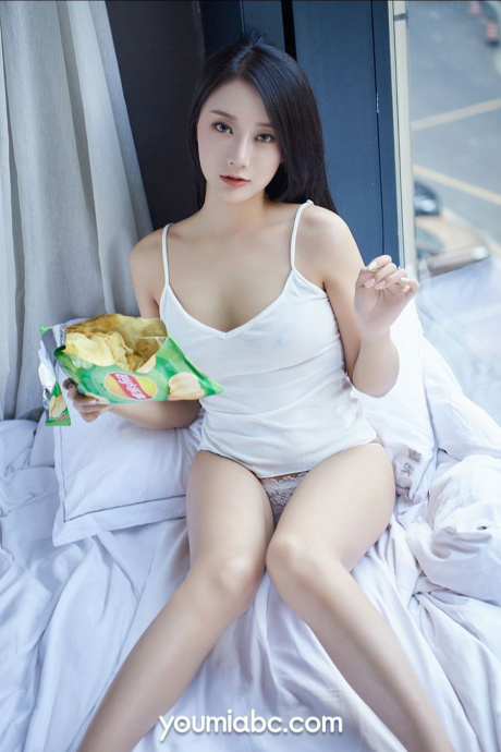 [Image: 2c50be46c63c32aa4b402.jpg]