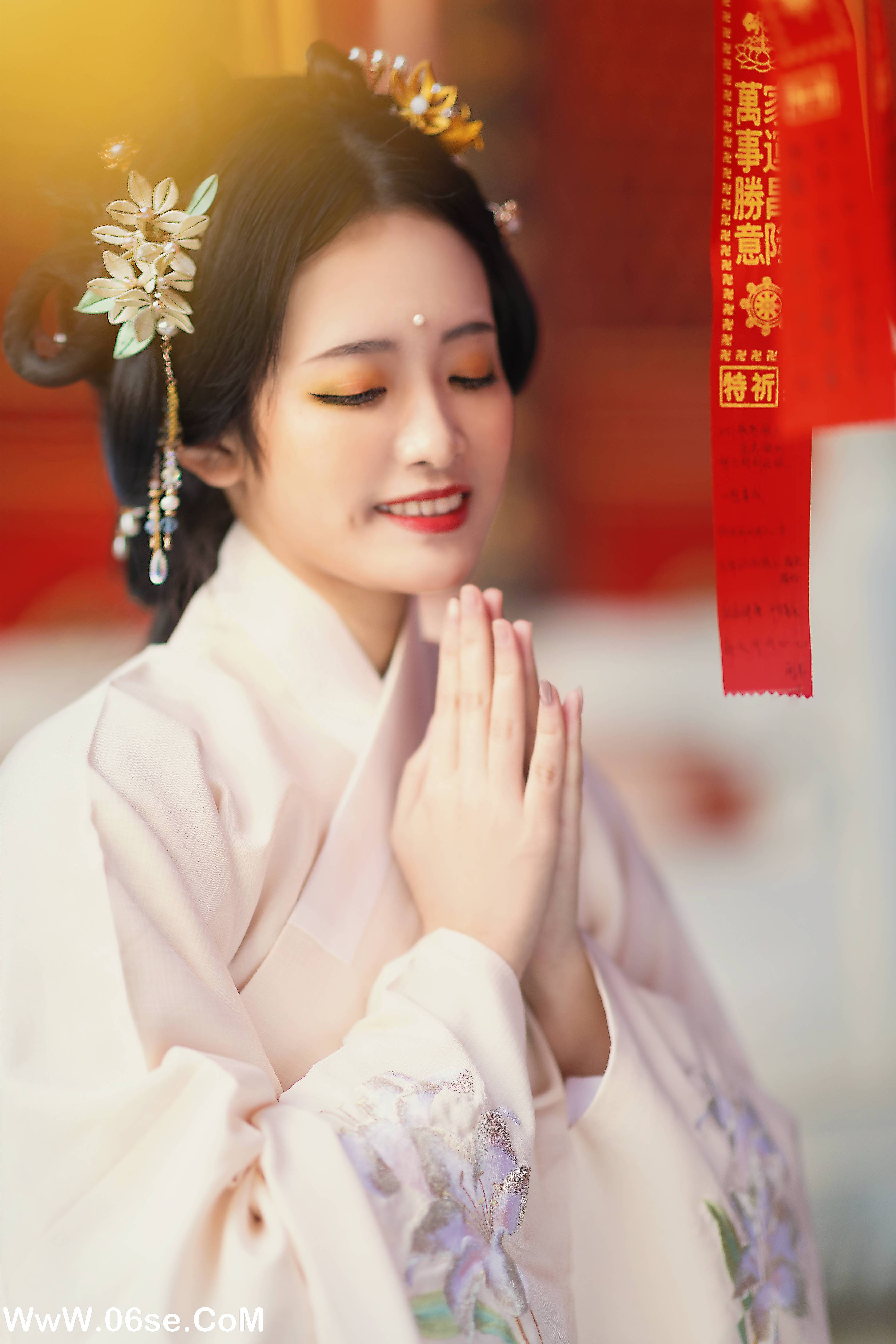 图片[17]-[YITUYU艺图语]2022.12.28 始觉秋风还 是蝶绪咩[19+1P／173MB]-六色网