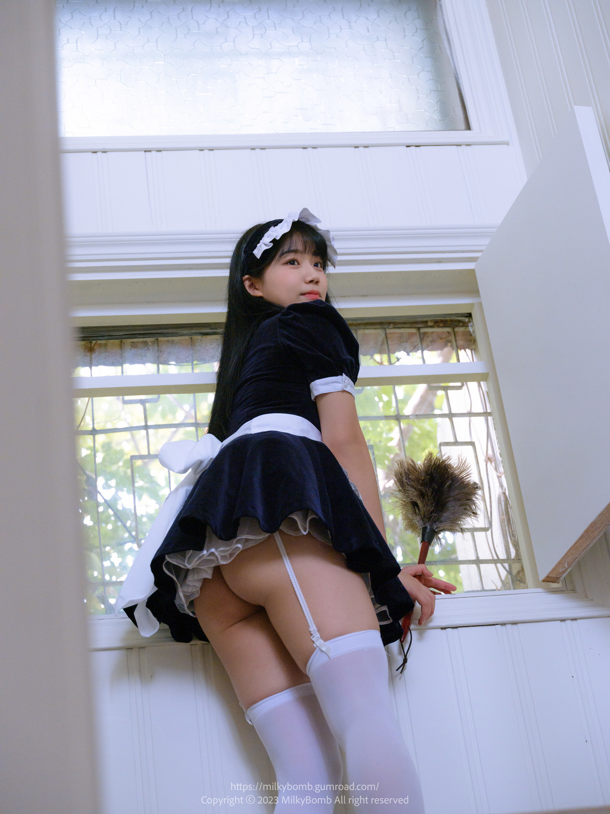 Yui 유이, [MilkyBomb] Maid Set.02 13