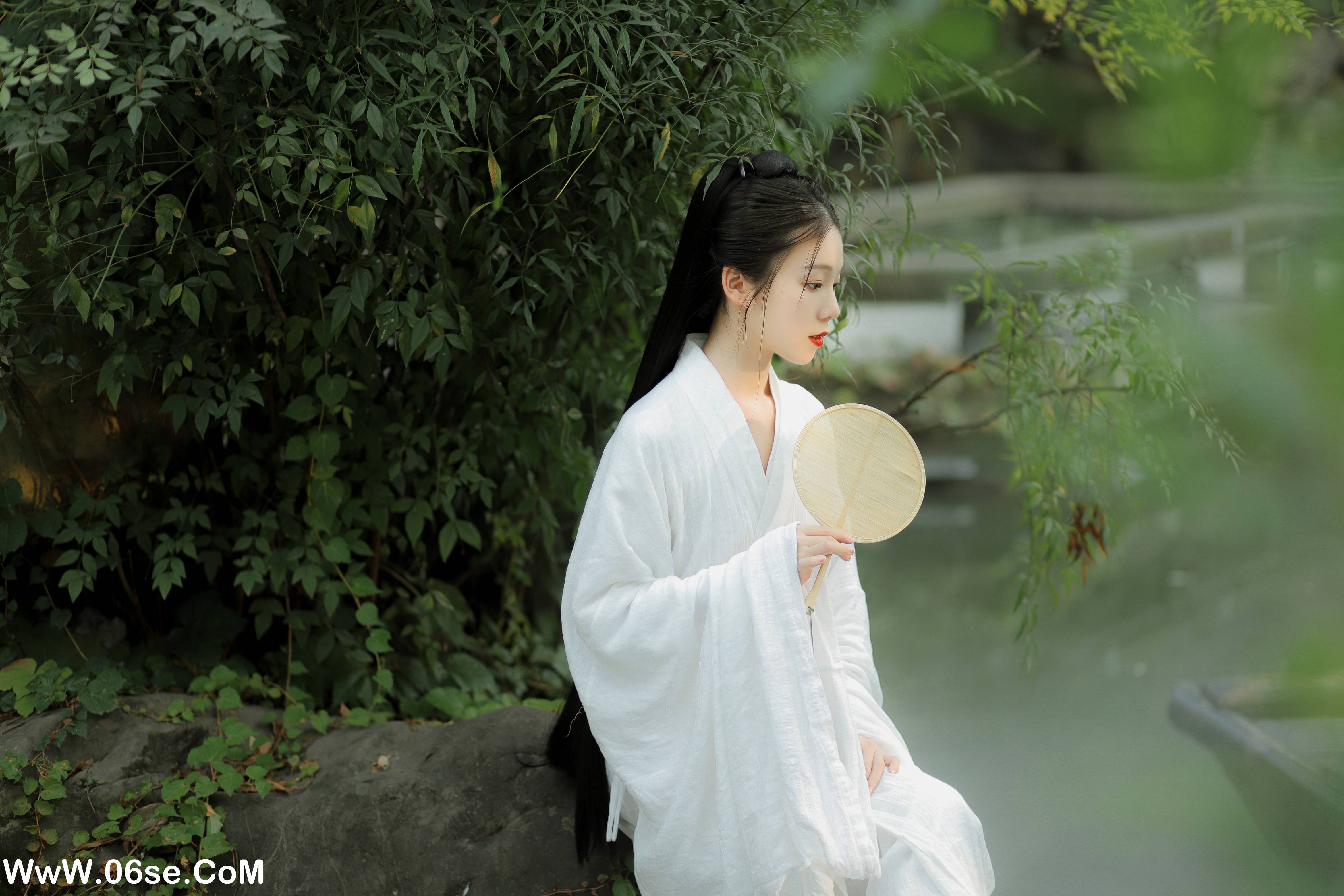 图片[4]-[YITUYU艺图语]2022.02.03 白茶无事别清欢 一方伊人yi[24+1P／212MB]-六色网