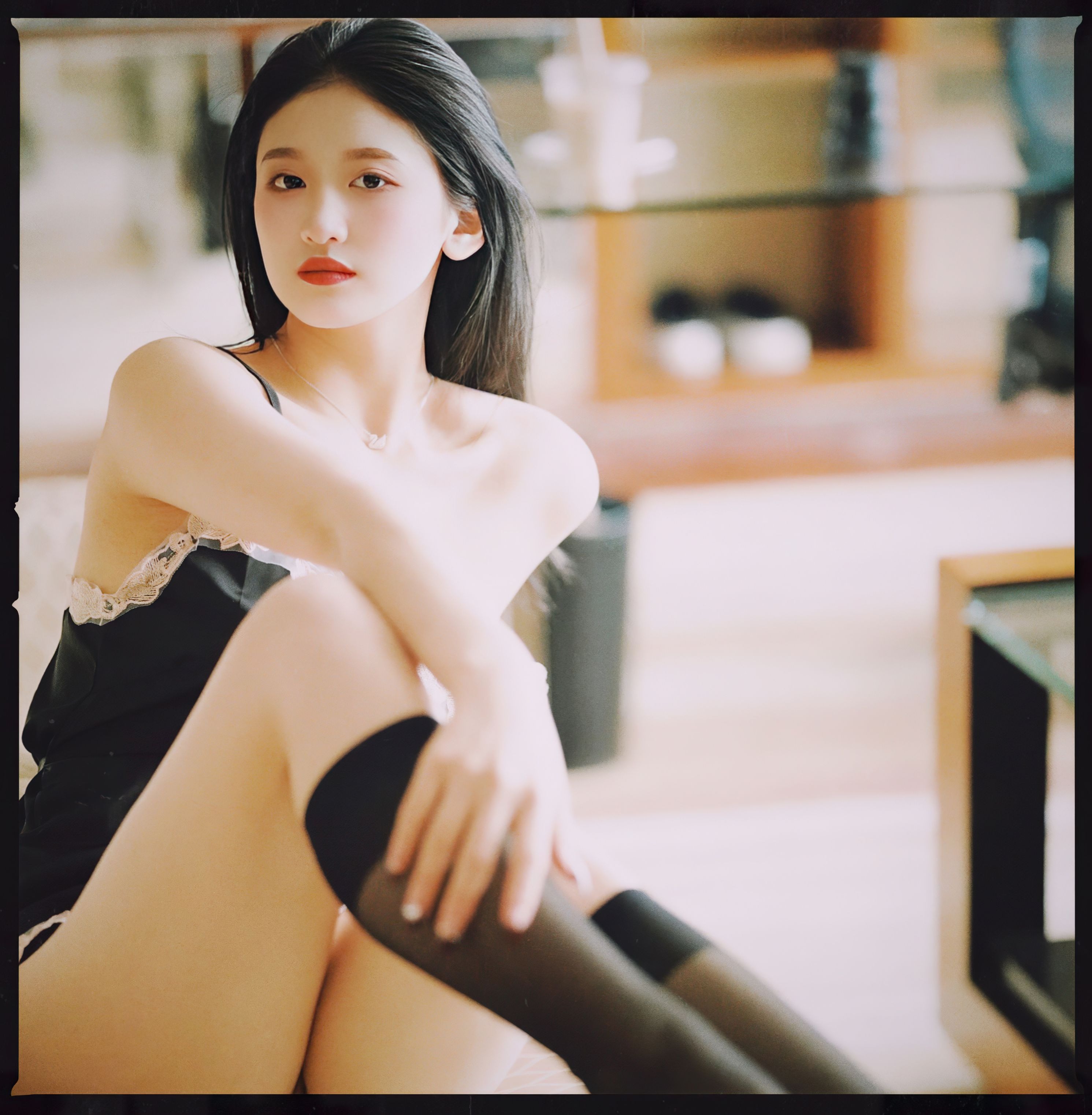 美女模特彤彤大尺度私房 39