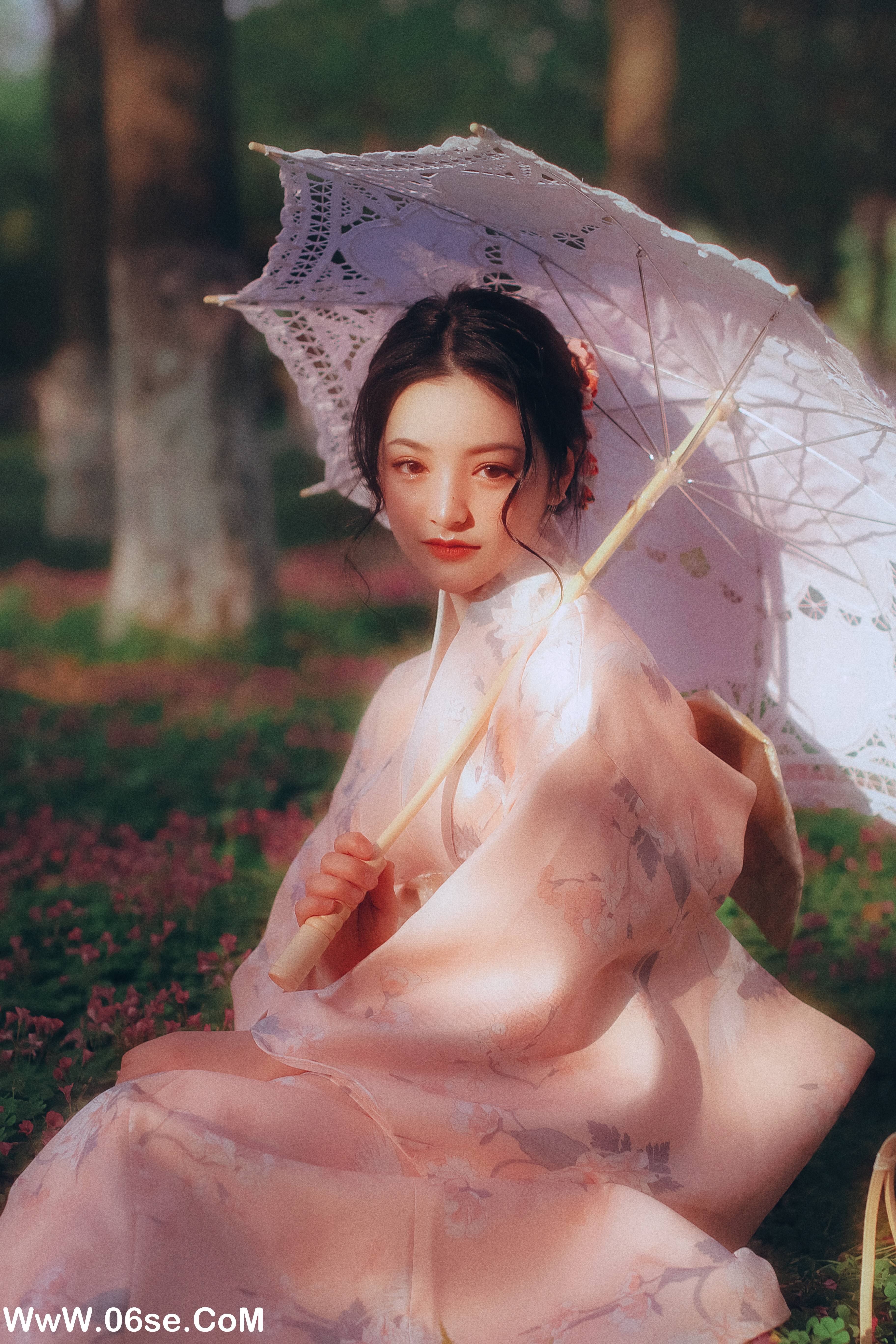图片[24]-[YITUYU艺图语]2022.12.16 春日的炽热与温柔 雨三岁ya[37+1P／266MB]-六色网