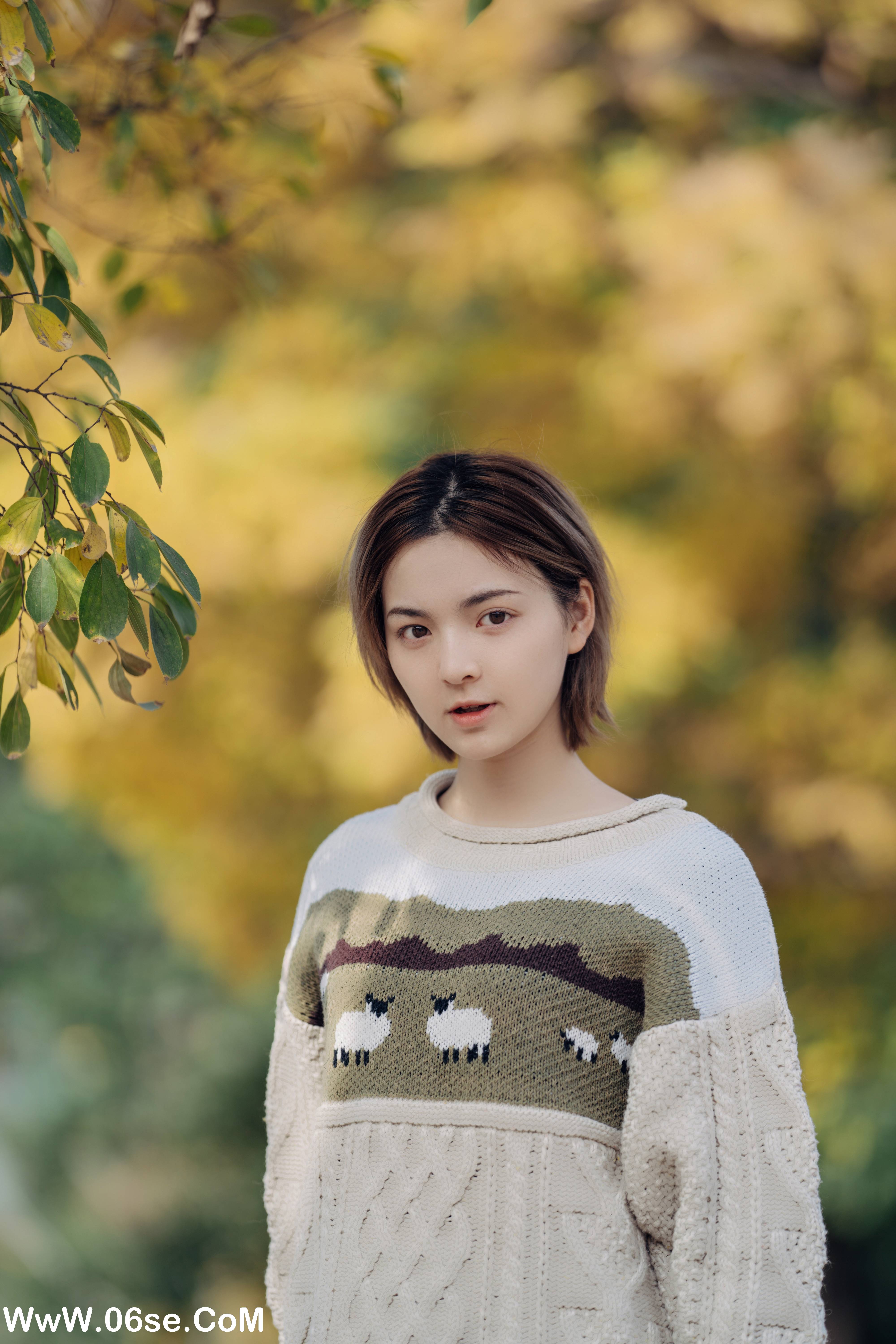 图片[8]-[YITUYU艺图语]2022.01.25 暖冬银杏，18岁的素颜女孩 dudu[34+1P／200MB]-六色网