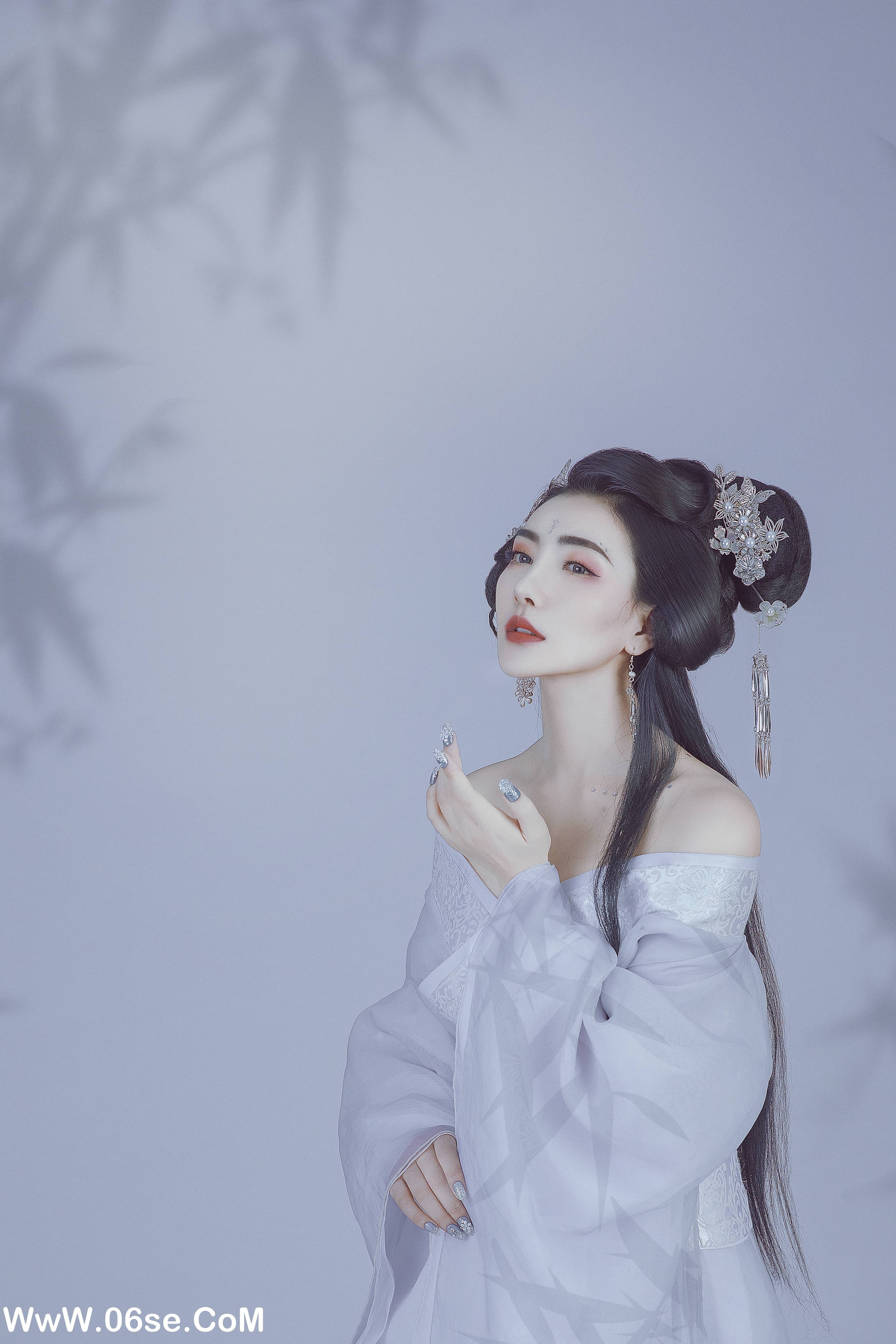 图片[17]-[YITUYU艺图语]2022.01.06 清月盈 唯宝[21+1P／304MB]-六色网