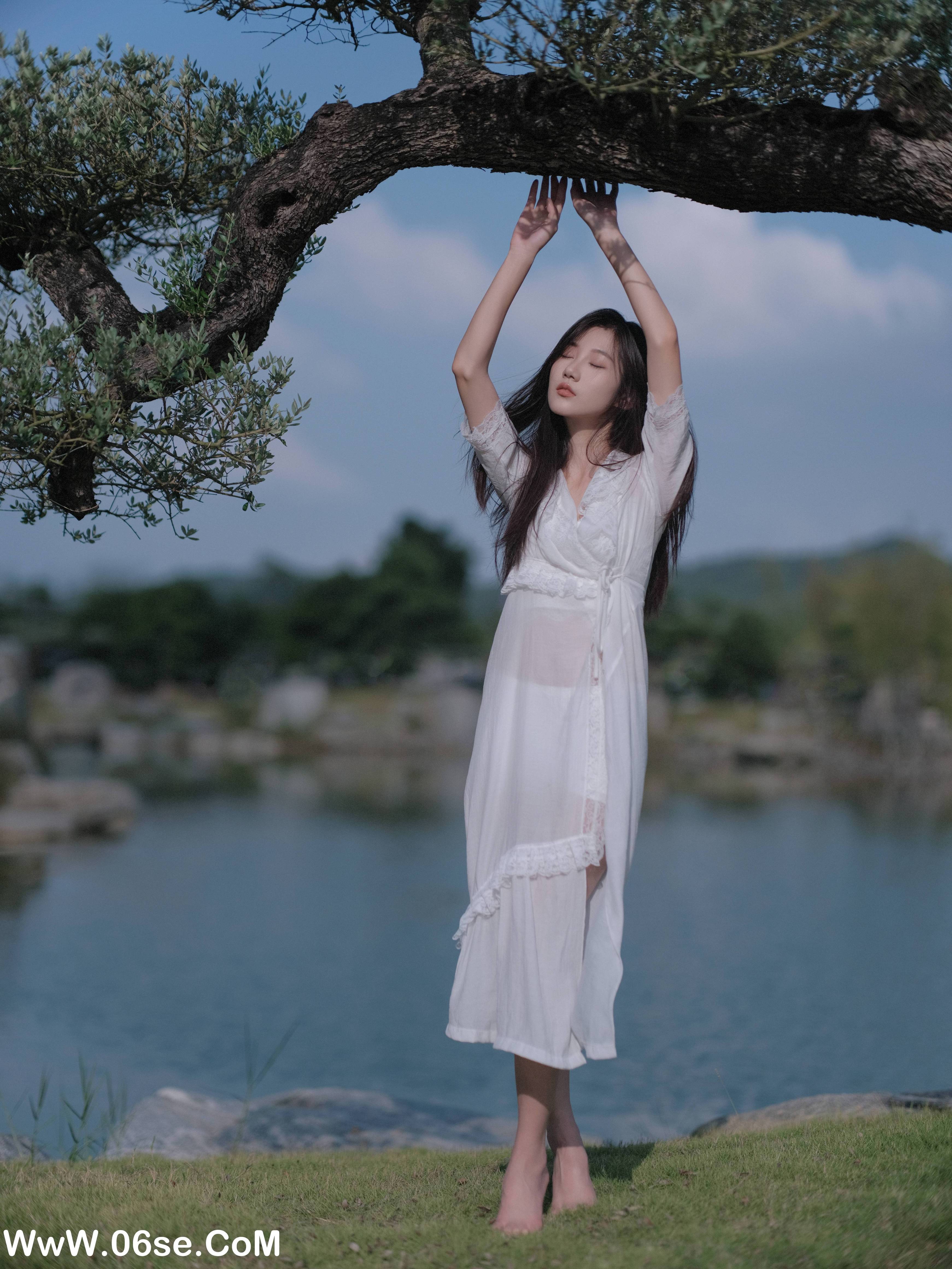图片[16]-[YITUYU艺图语]2022.11.17 秋风 阿万[45+1P／408MB]-六色网