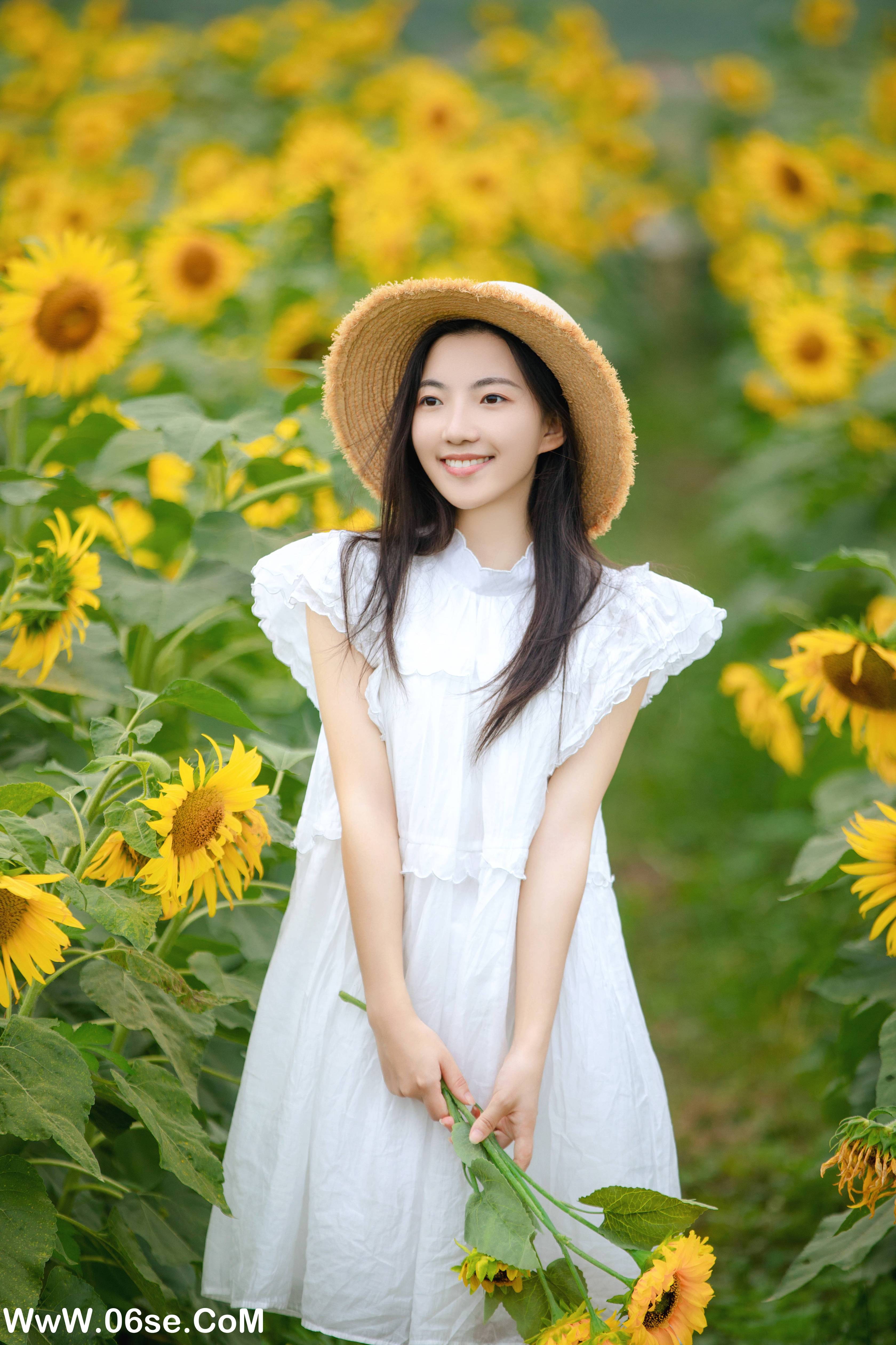 图片[11]-[YITUYU艺图语]2022.08.22 向日葵女孩 栗子[21P／371MB]-六色网