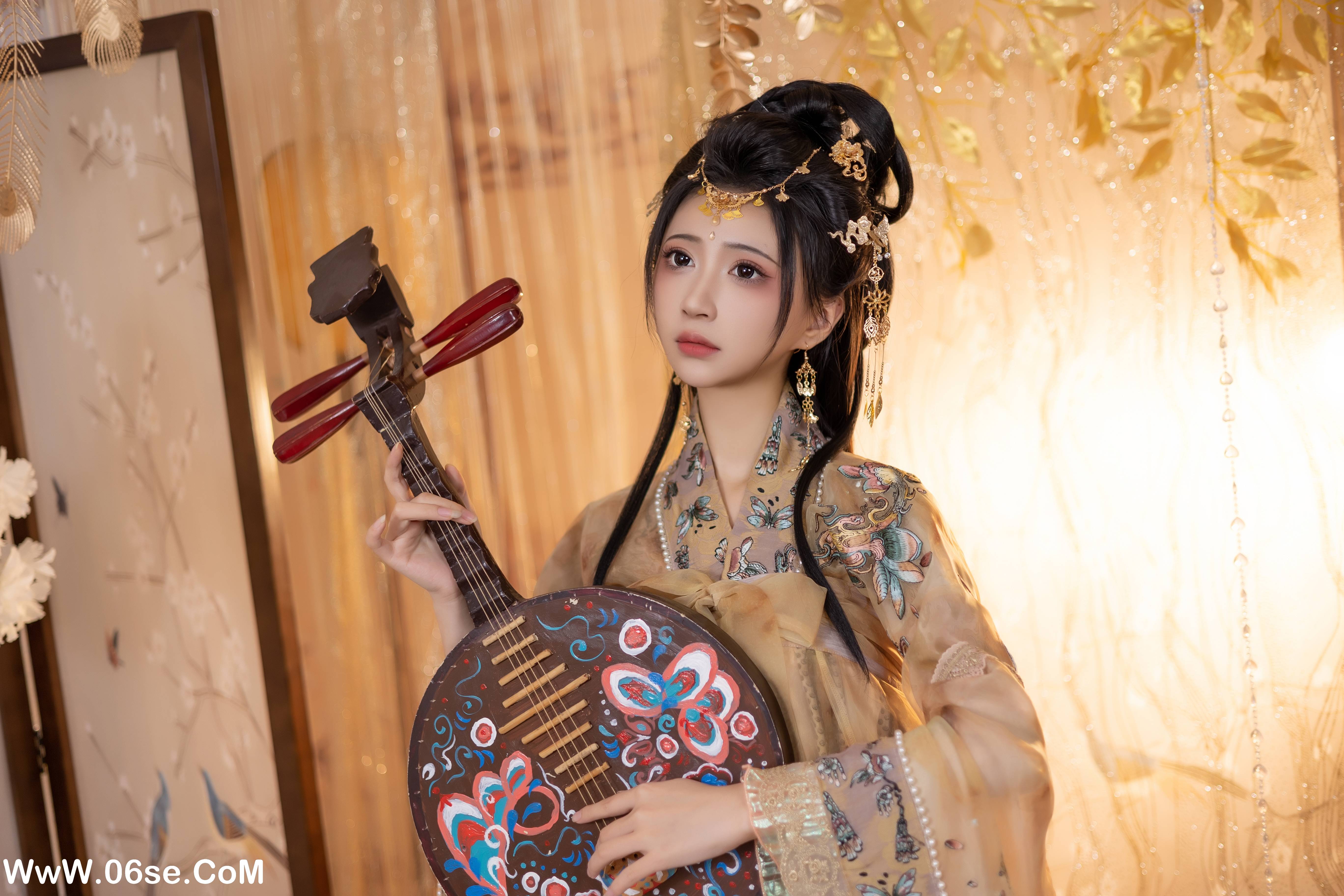 图片[4]-[YITUYU艺图语]2022.12.23 金陵月 -绮罗生的小苏苏-[27+1P／261MB]-六色网